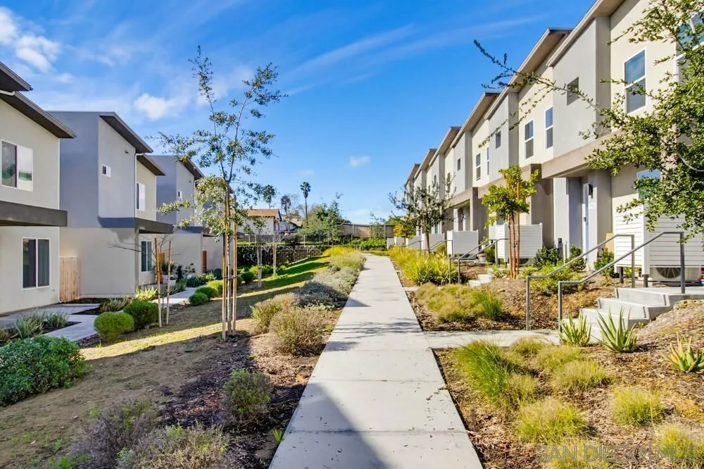 Photo #36: 2600470 Listing: Photo #36