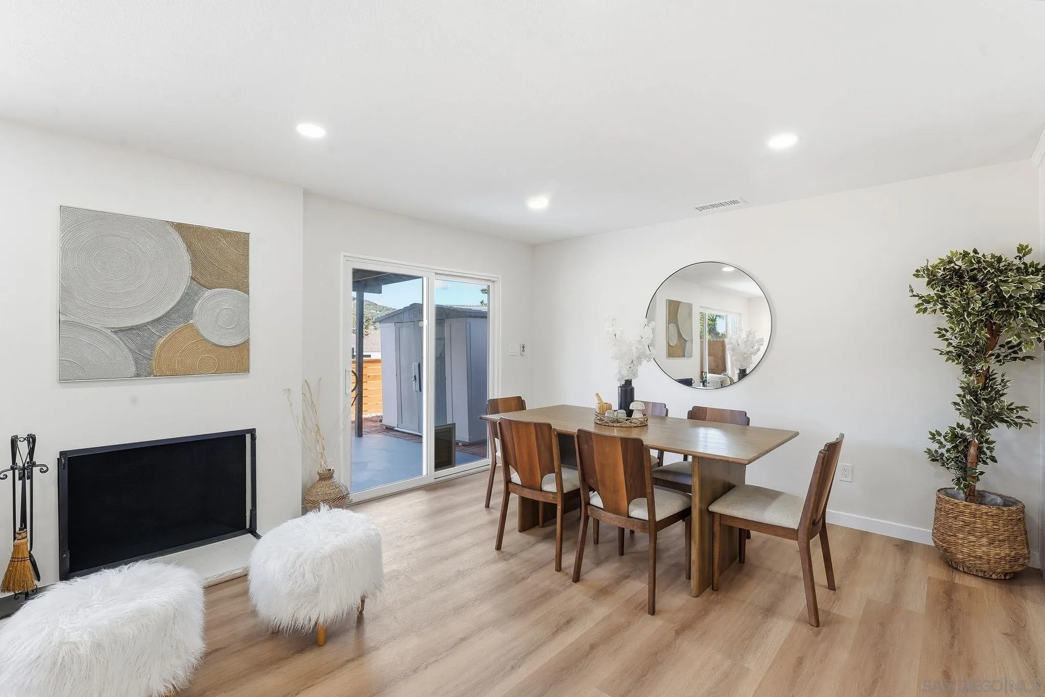 https://cdn.realtyfeed.com/cdn/127/2600483/847b520431b31f005e8374939678a0ae.webp