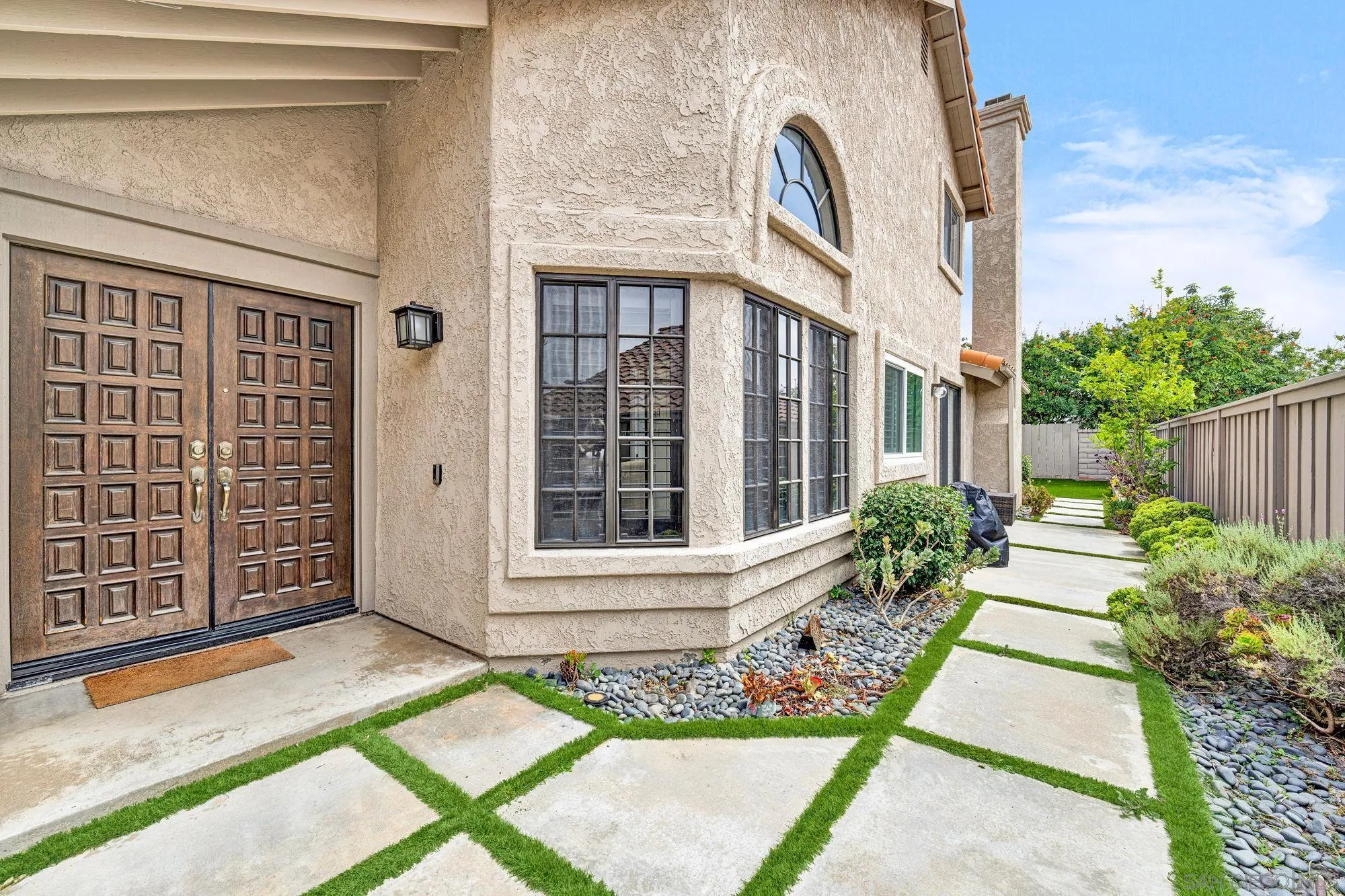 https://cdn.realtyfeed.com/cdn/127/2600495/86e868c903aab5210181facf51f302d3.webp