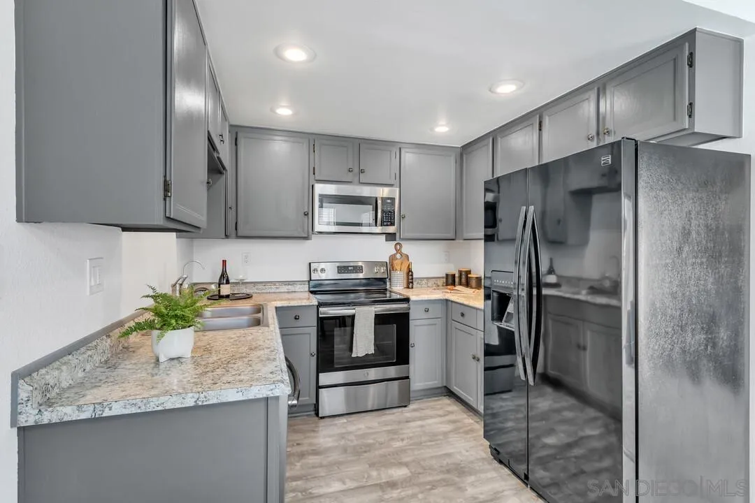 Photo #7: 2600497 Listing: Photo #7