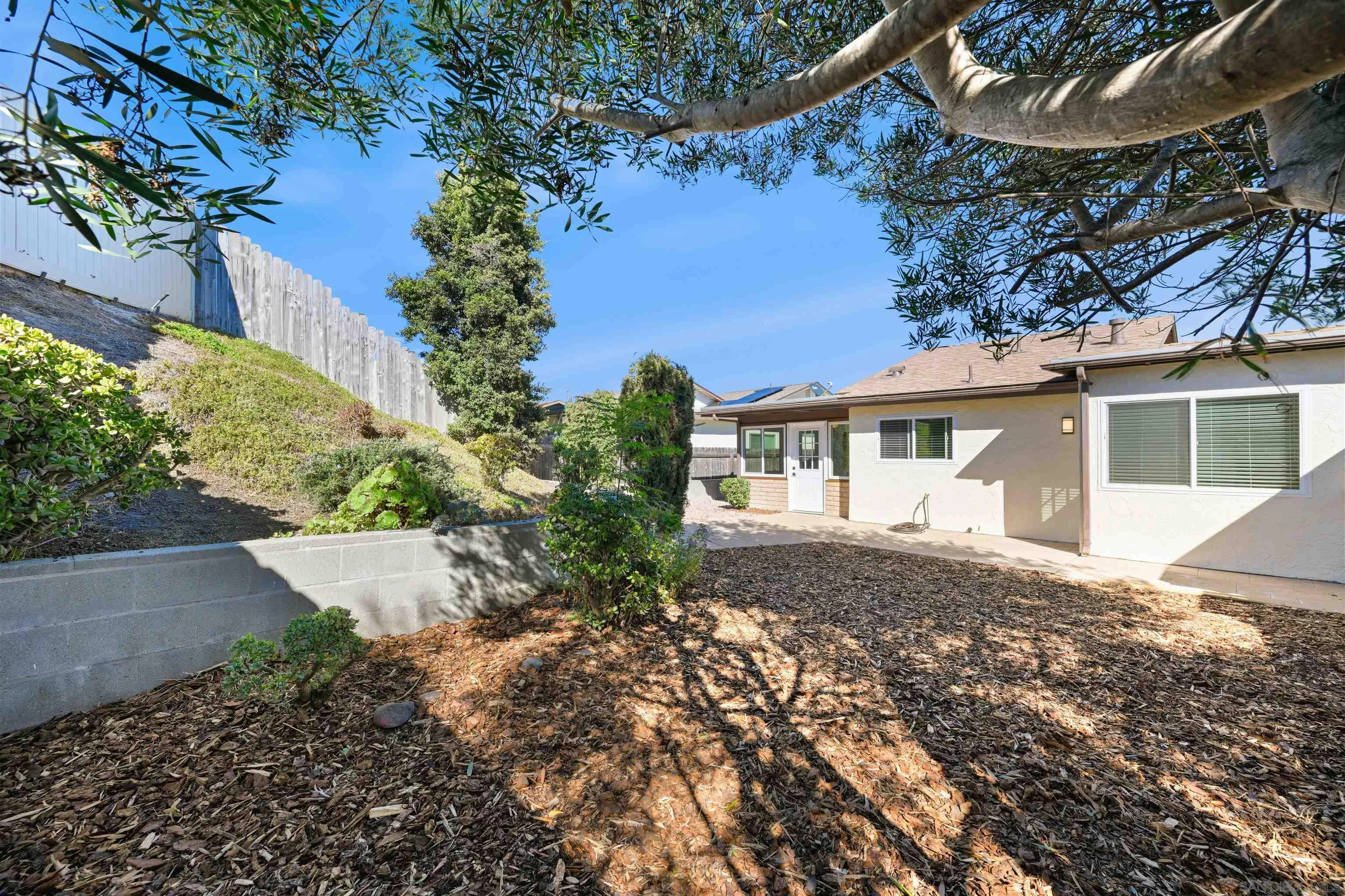 Photo #16: 2600528 Listing: Photo #16