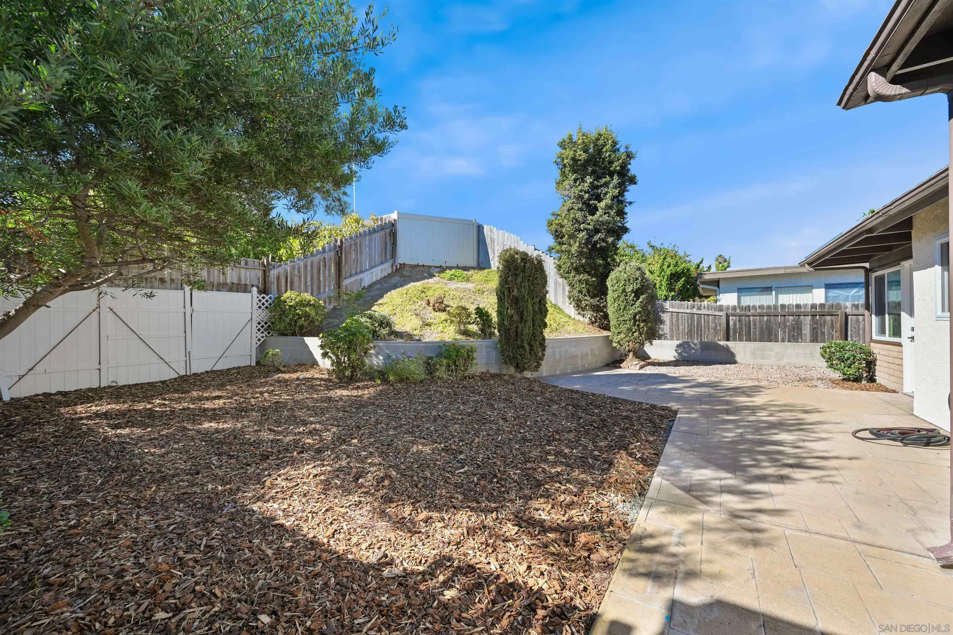 Photo #15: 2600528 Listing: Photo #15