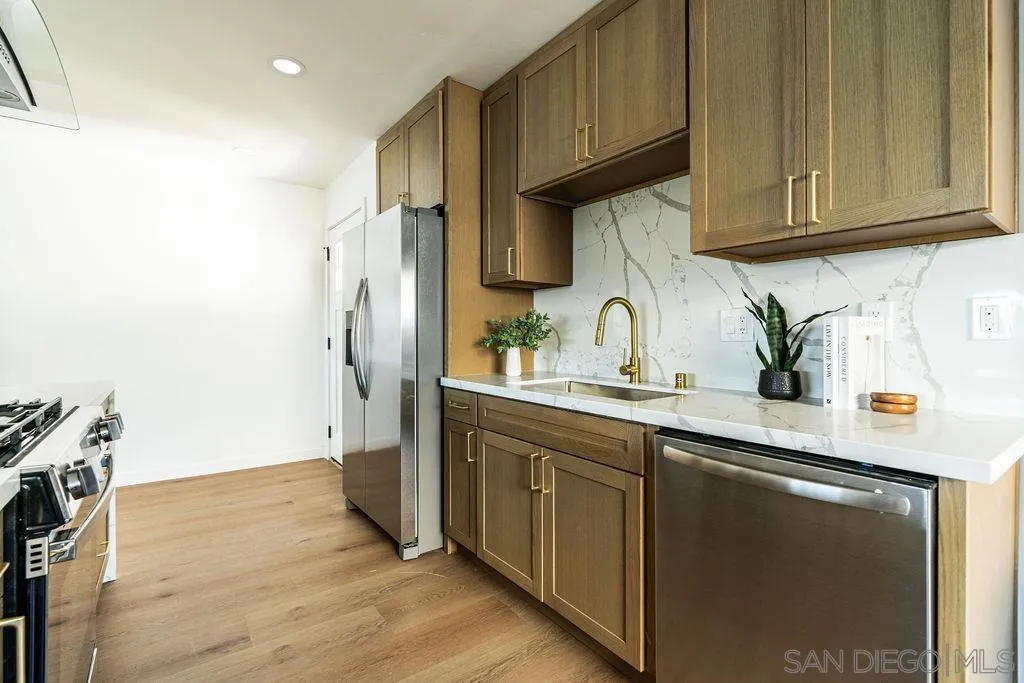 https://cdn.realtyfeed.com/cdn/127/2600535/b6d5c141865f0c256acdae9b553c300e.webp