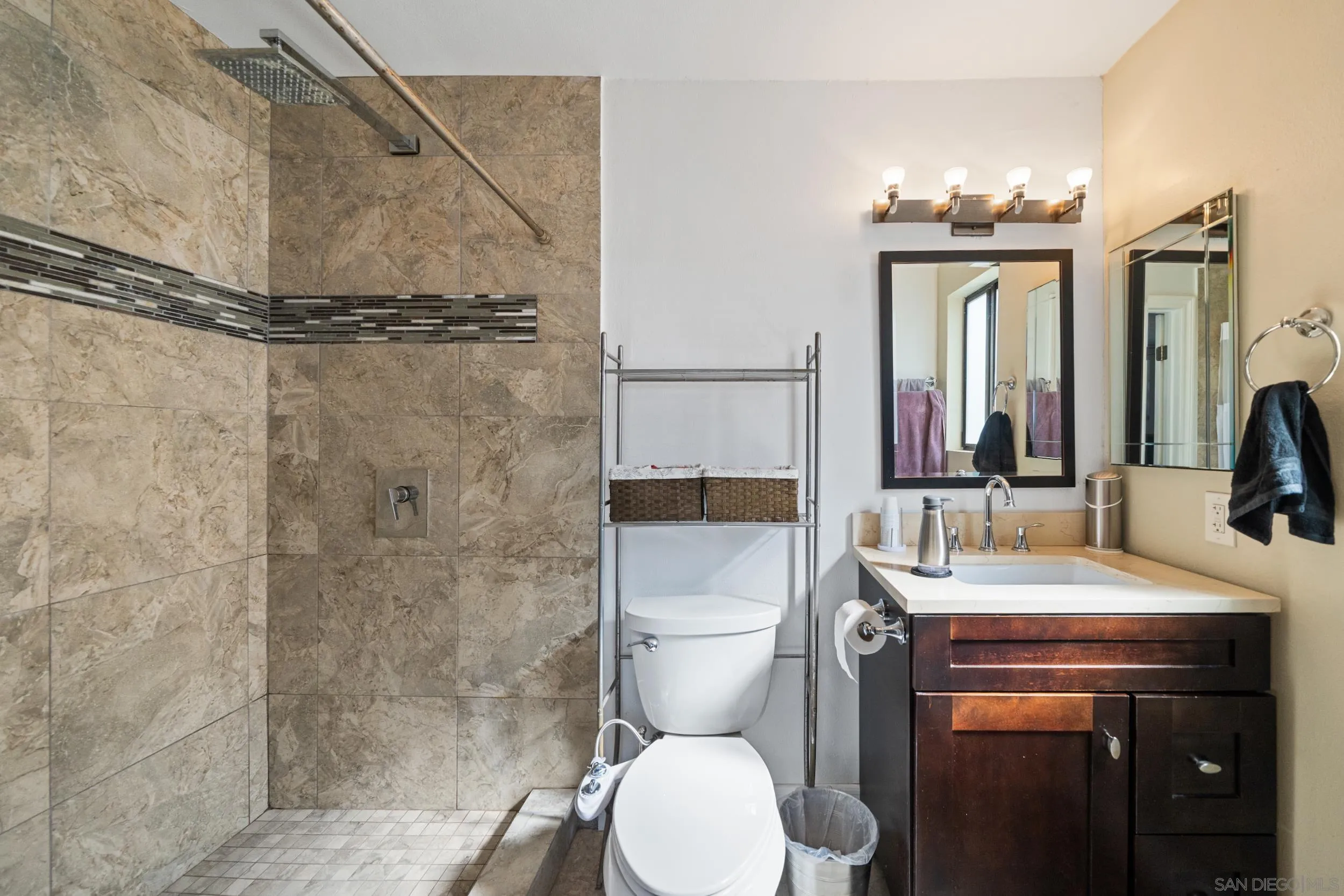 https://cdn.realtyfeed.com/cdn/127/2600538/769c14e594c97b81ba7b329495afe83e.webp