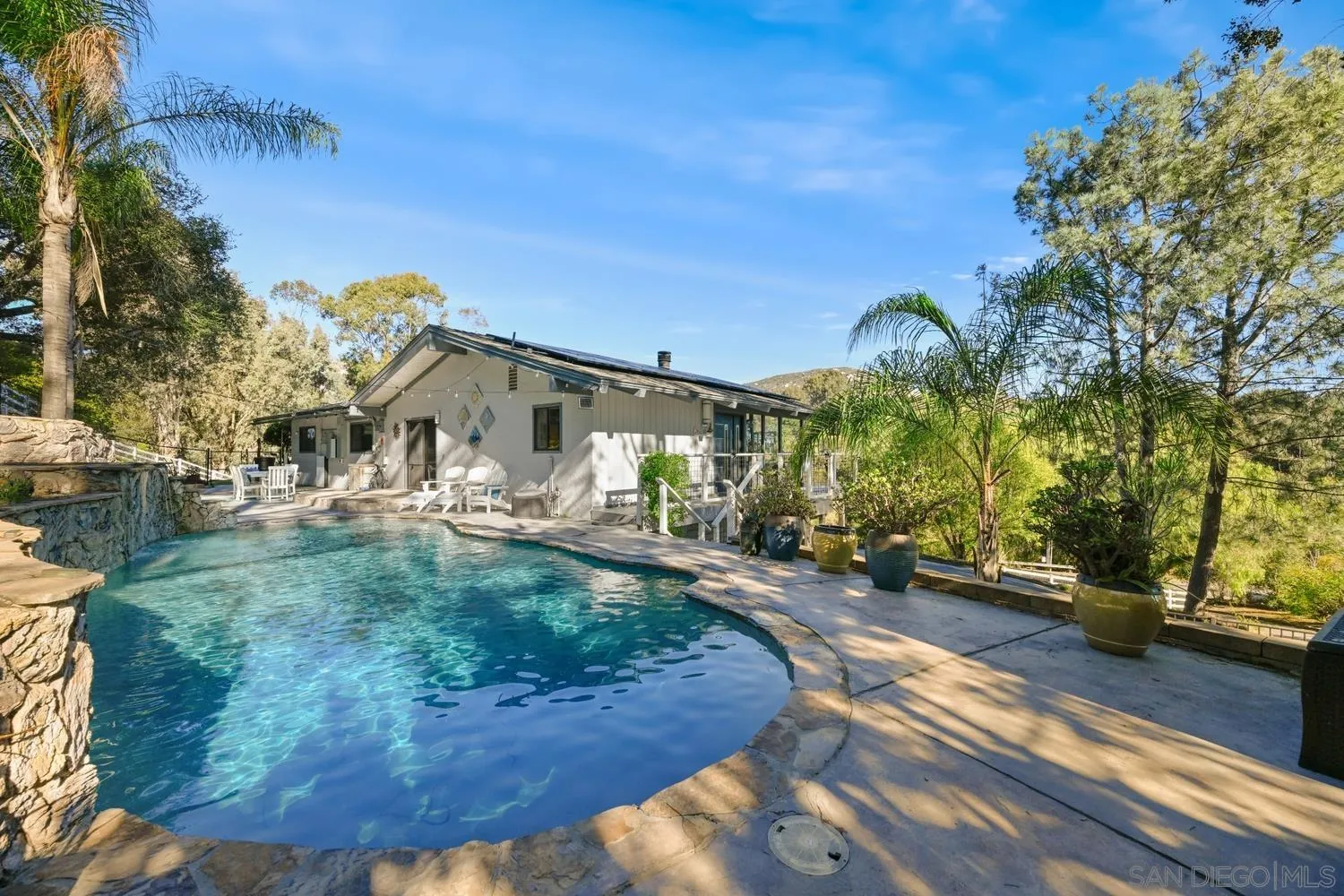 https://cdn.realtyfeed.com/cdn/127/2600541/449884f8251128b99c8c5813387d9b23.webp