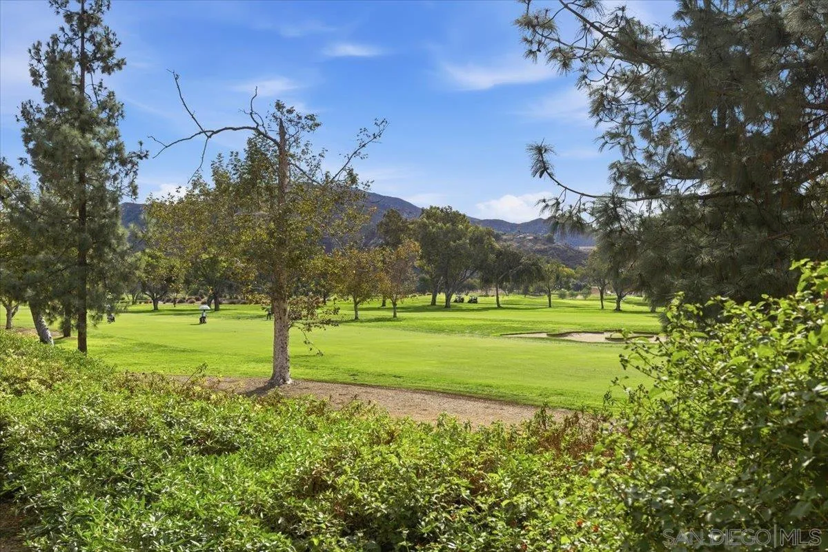 Photo #30: 2600542 Listing: Photo #30