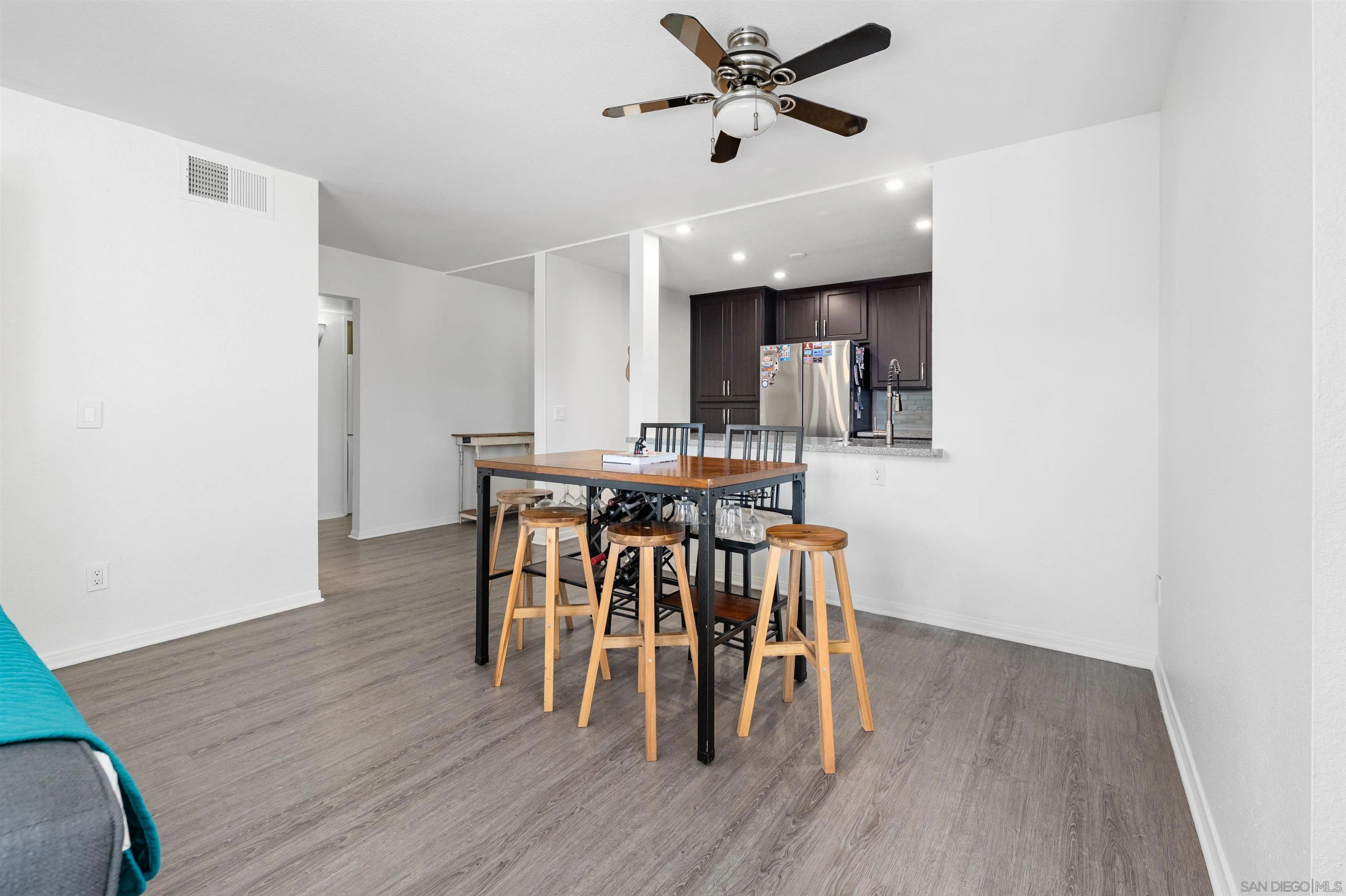 Photo #10: 2600545 Listing: Photo #10