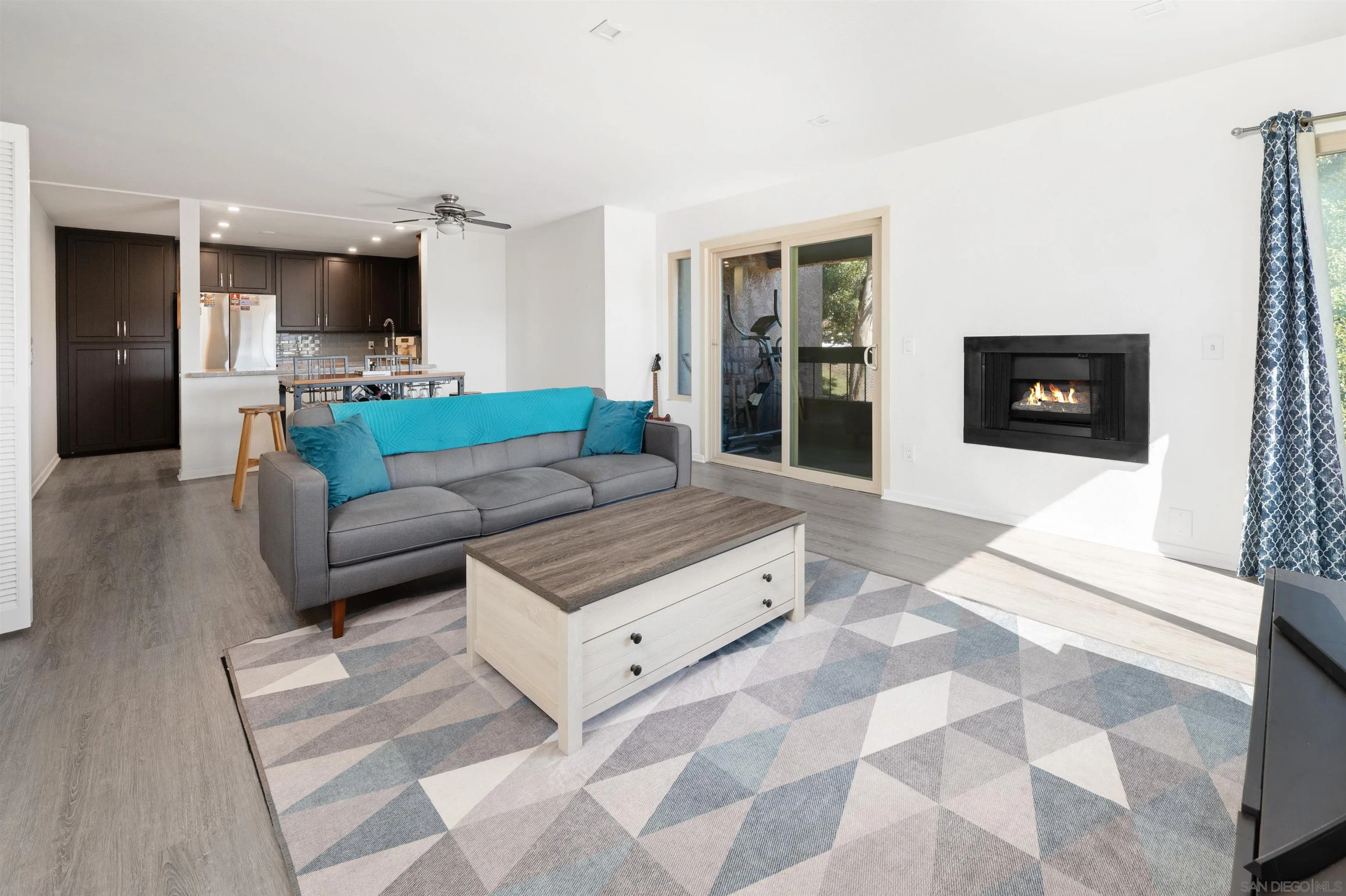 Photo #4: 2600545 Listing: Photo #4