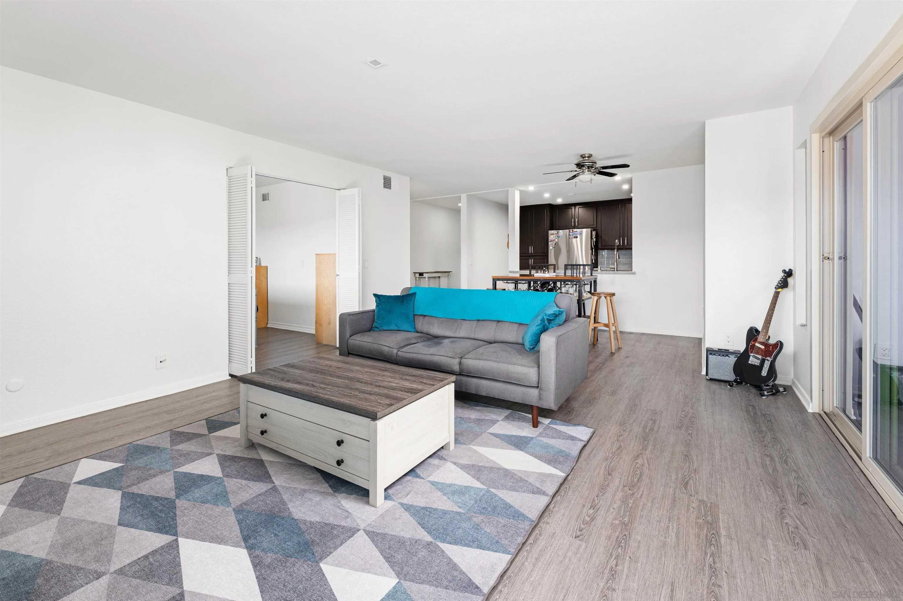 Photo #5: 2600545 Listing: Photo #5