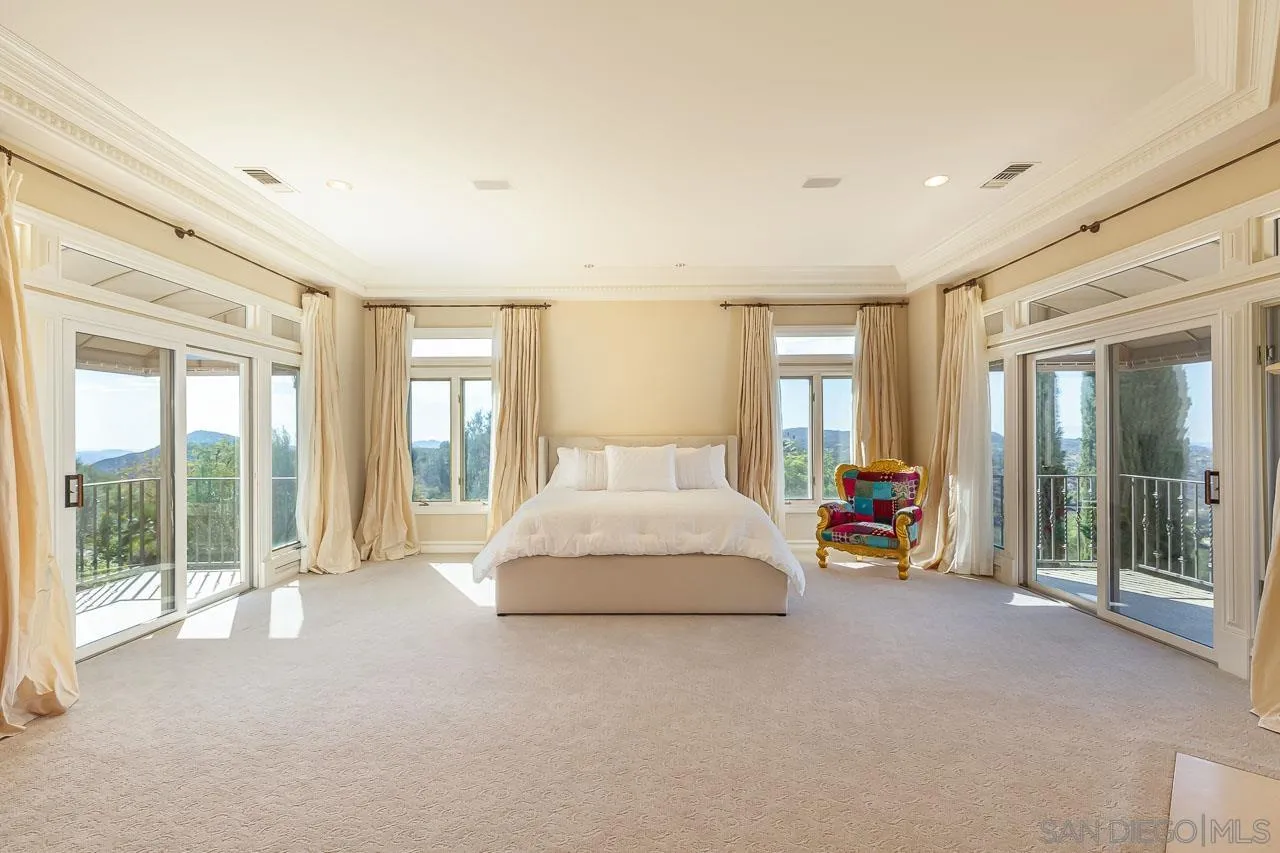 https://cdn.realtyfeed.com/cdn/127/2600546/8d5a3f34037c9a34beb51c6b07e35460.webp
