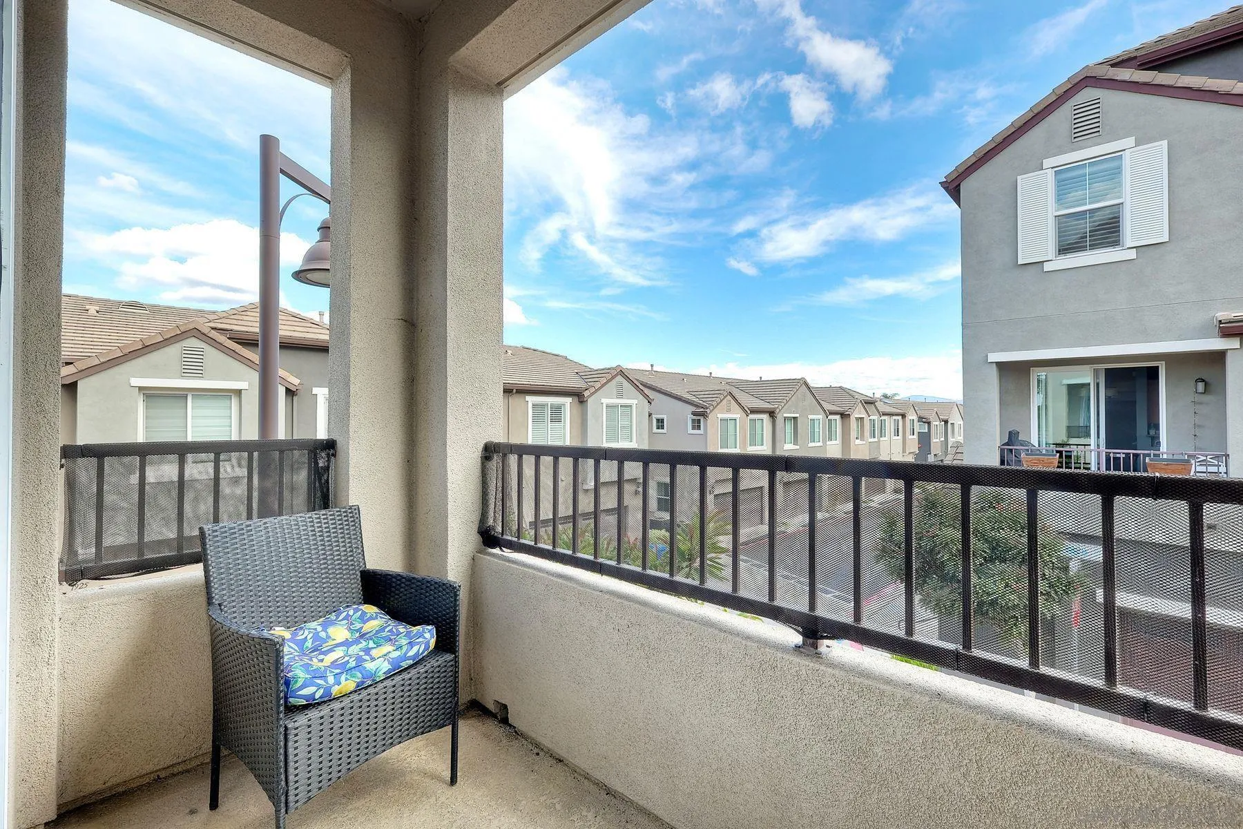 https://cdn.realtyfeed.com/cdn/127/2600560/26ccac056b681f1a3d8856a5edc639a7.webp