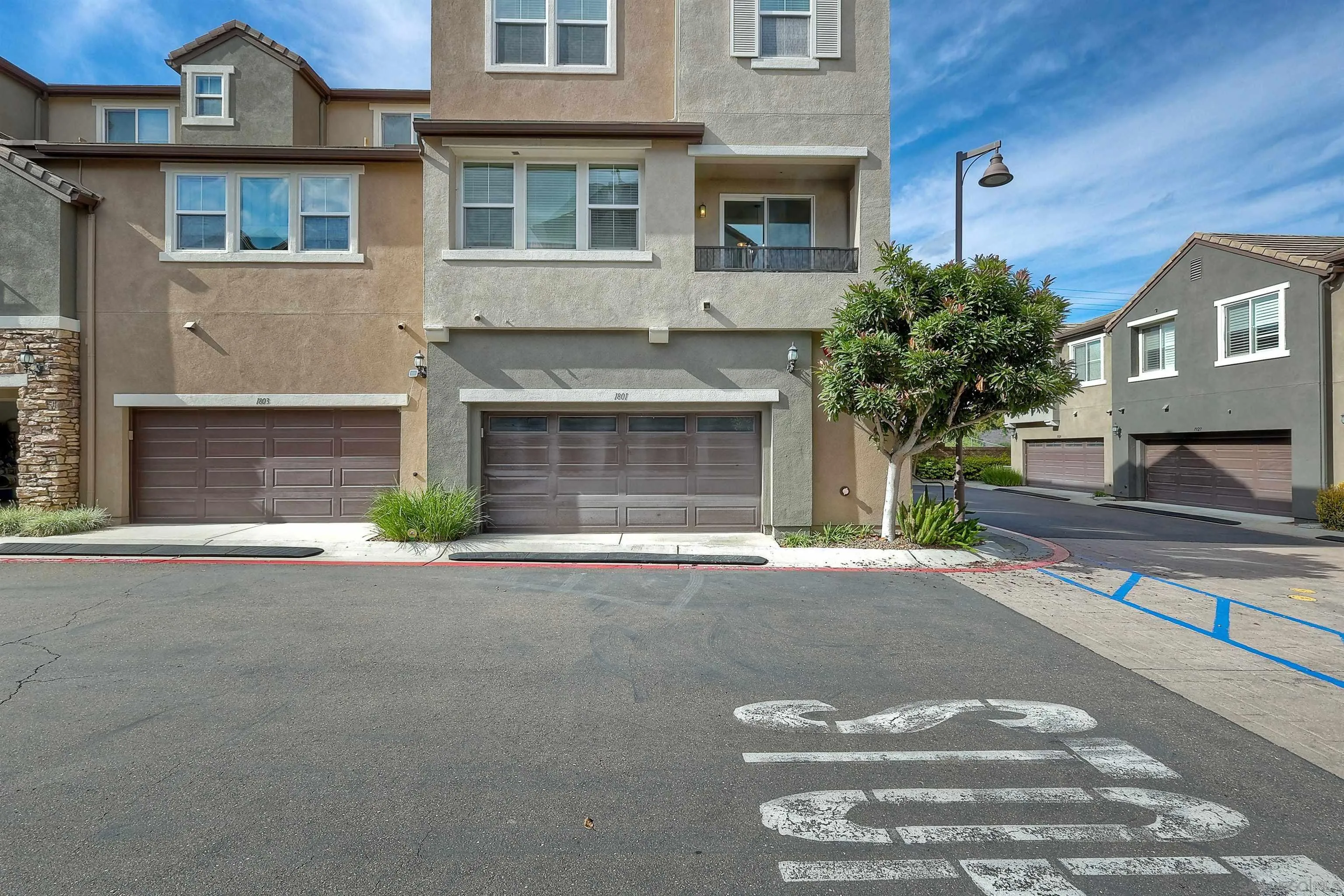 https://cdn.realtyfeed.com/cdn/127/2600560/a4938dd544d39ac9448d52eb04a07021.webp