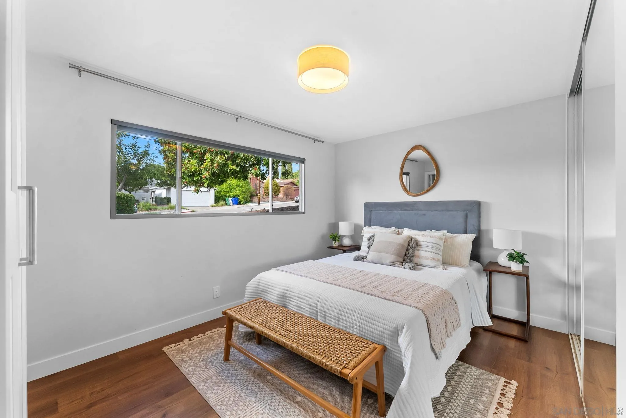https://cdn.realtyfeed.com/cdn/127/2600561/38fc5a9b90603b3ba56b605dbb0b58d9.webp