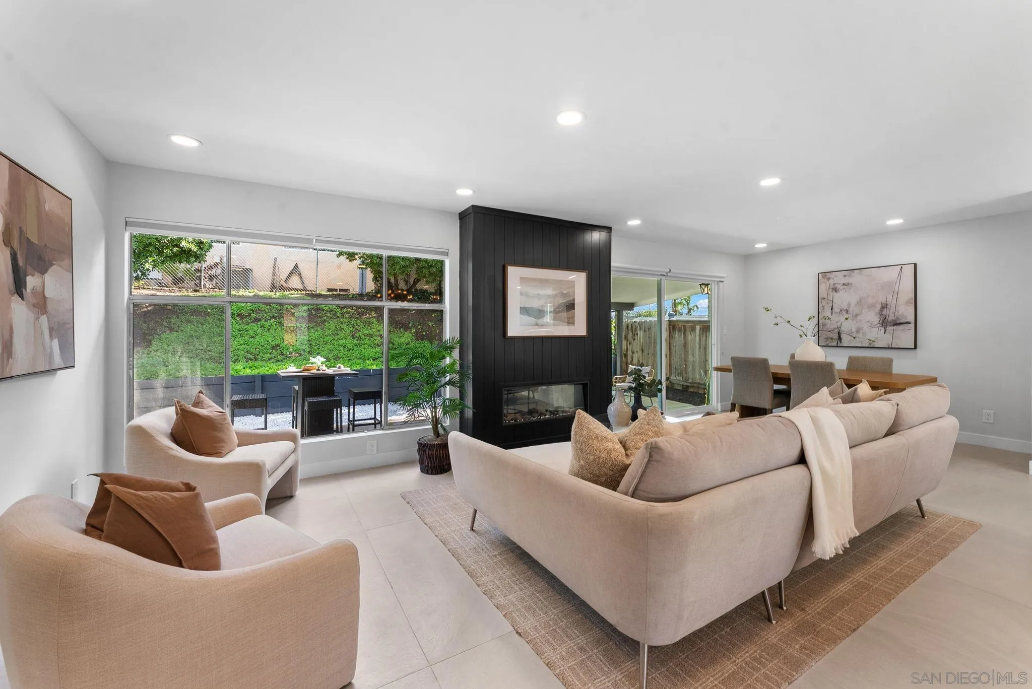 https://cdn.realtyfeed.com/cdn/127/2600561/62bb75a208db72781e53578d04764c7c.webp
