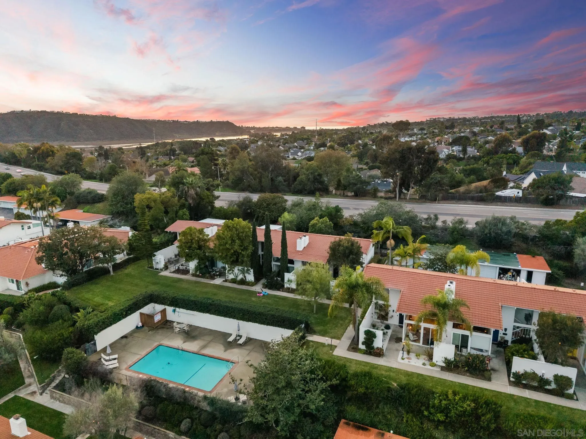 Photo #25: 2600562 Listing: Photo #25