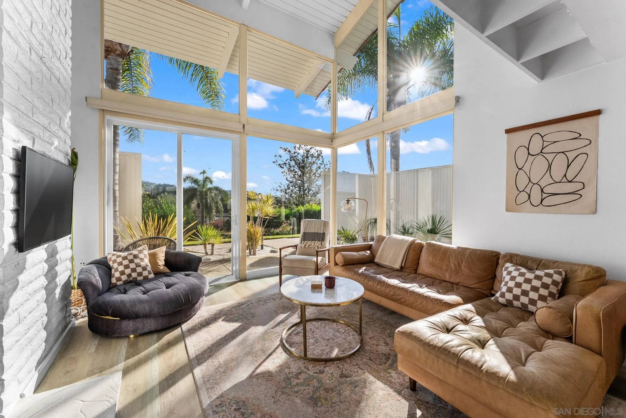 Photo #2: 2600562 Listing: Photo #2