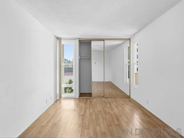 Photo #7: 2600570 Listing: Photo #7