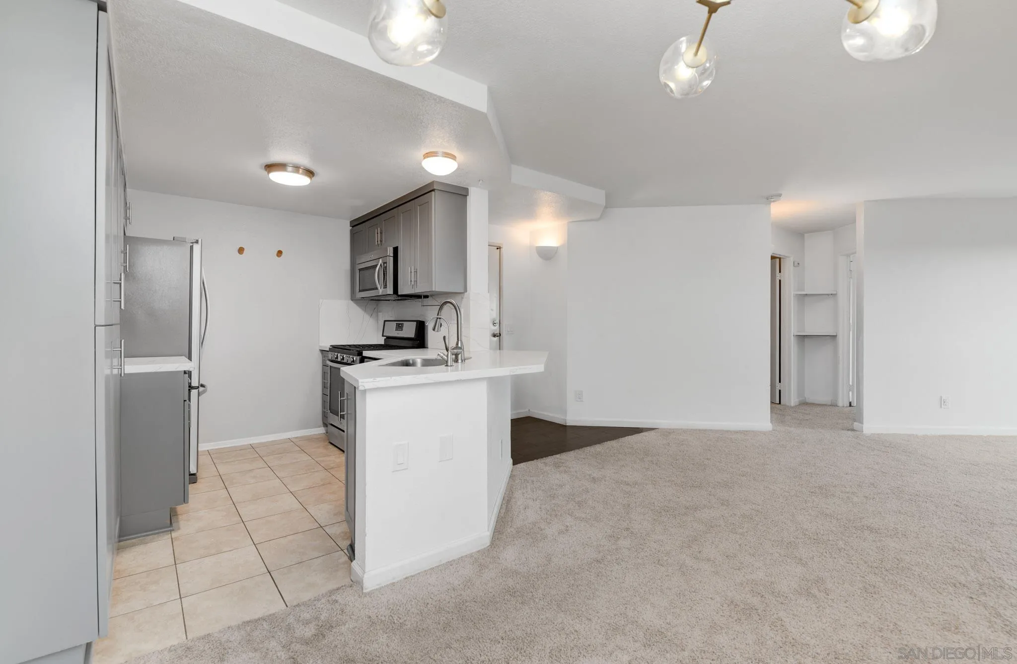 Photo #8: 2600576 Listing: Photo #8