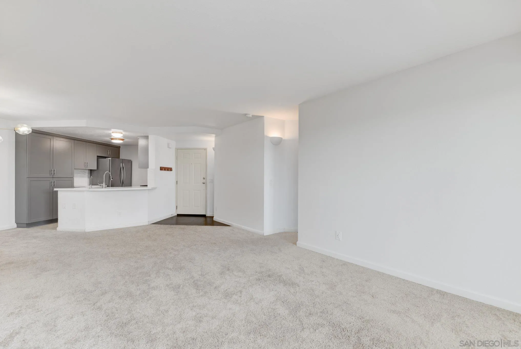 Photo #5: 2600576 Listing: Photo #5