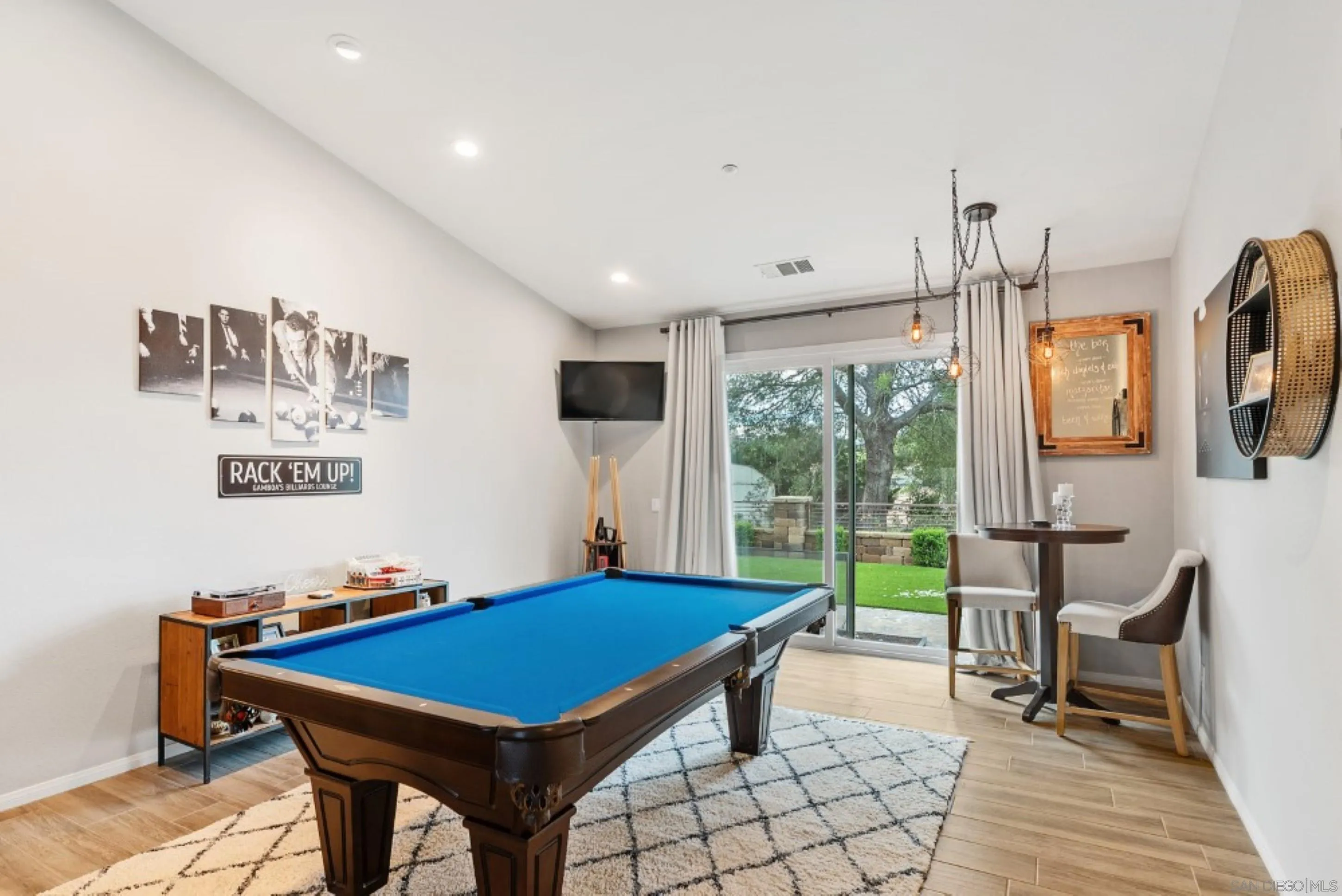 https://cdn.realtyfeed.com/cdn/127/2600582/53f438ae894d7fde917f1c28bc529519.webp