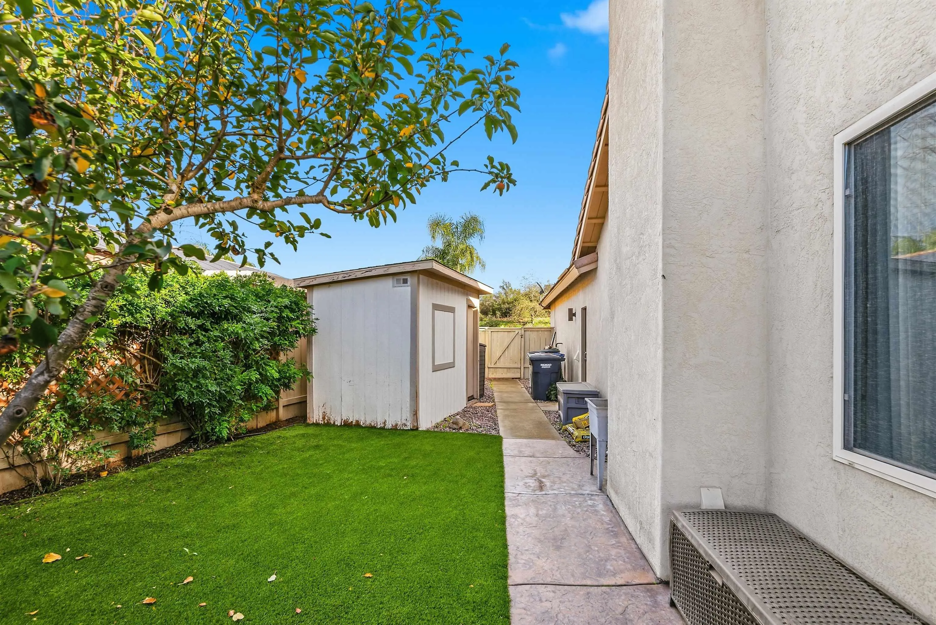 https://cdn.realtyfeed.com/cdn/127/2600582/9101a8c7dbad82792ad2ce89a6ba5790.webp