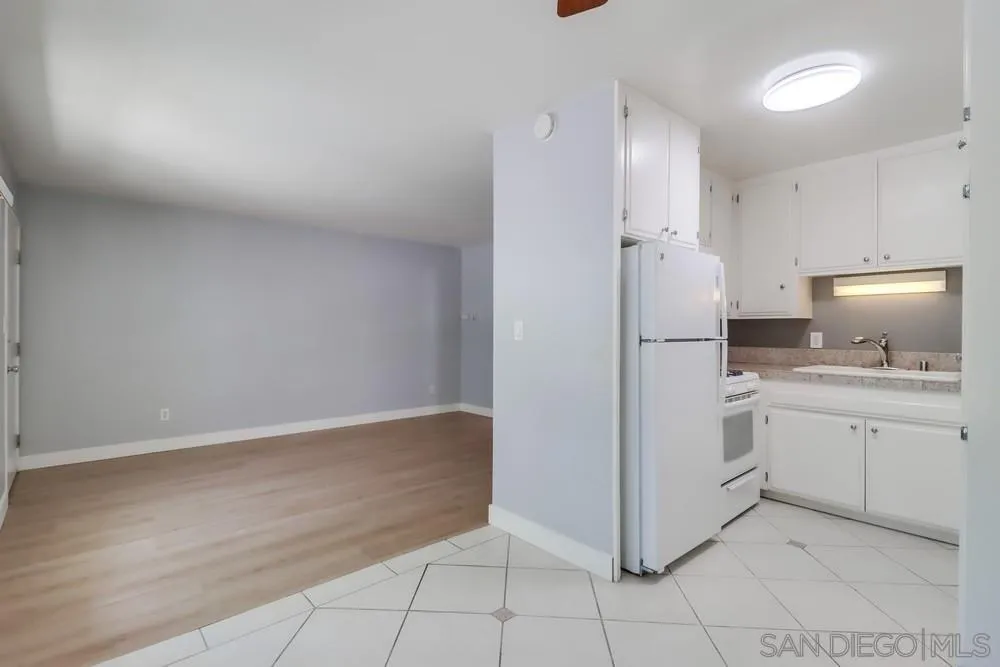 Photo #7: 2600585 Listing: Photo #7