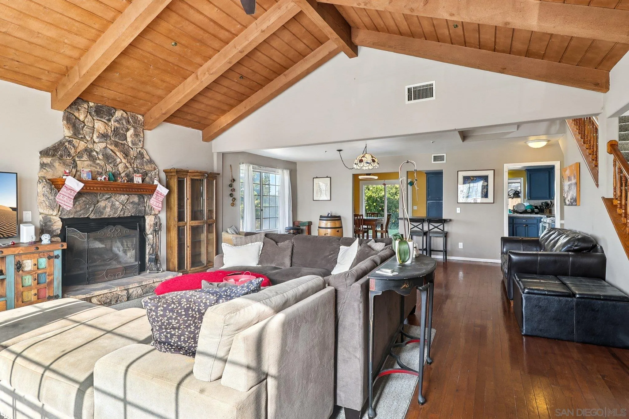 https://cdn.realtyfeed.com/cdn/127/2600588/05b016d493a394242040277c2d97b9bd.webp