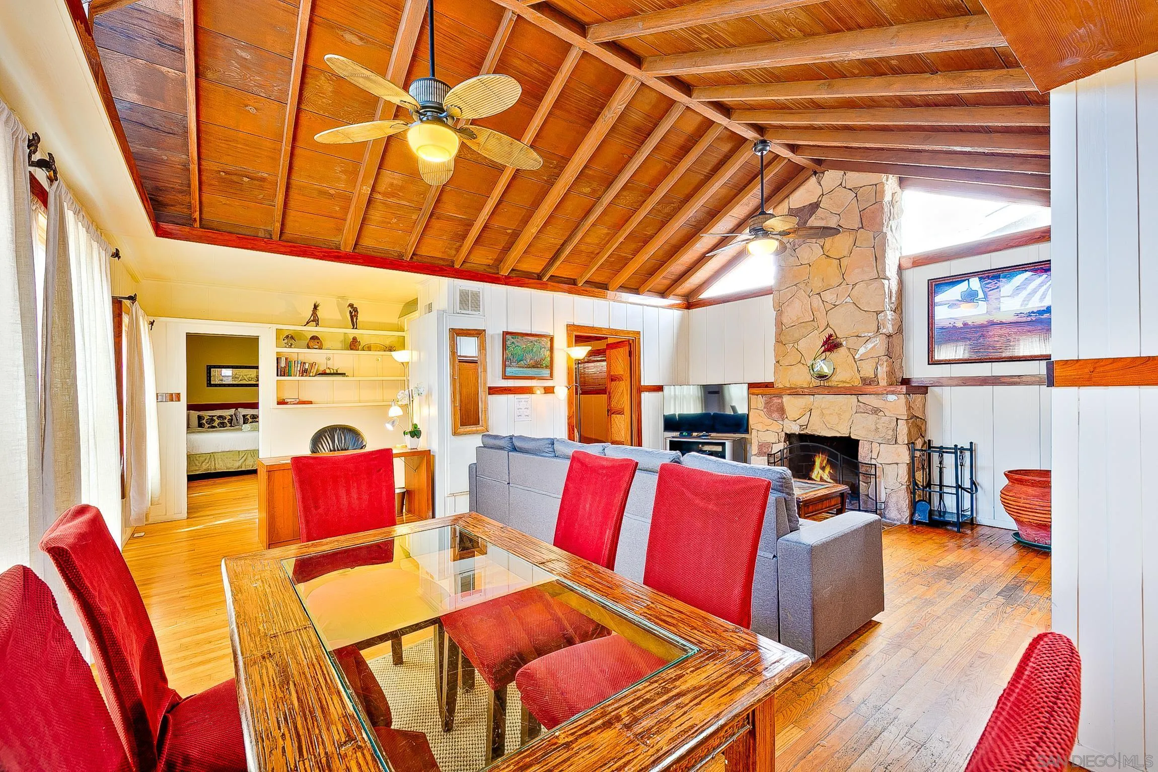 https://cdn.realtyfeed.com/cdn/127/2600591/7c56c00c5eafd71420e90930bcc94f4e.webp