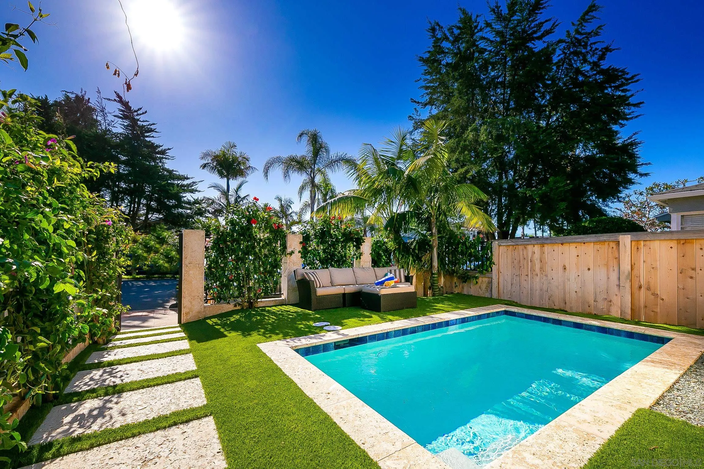 https://cdn.realtyfeed.com/cdn/127/2600591/900c5c373c00c0fa50690368e21e9c30.webp