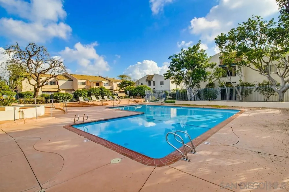 Photo #40: 2600597 Listing: Photo #40