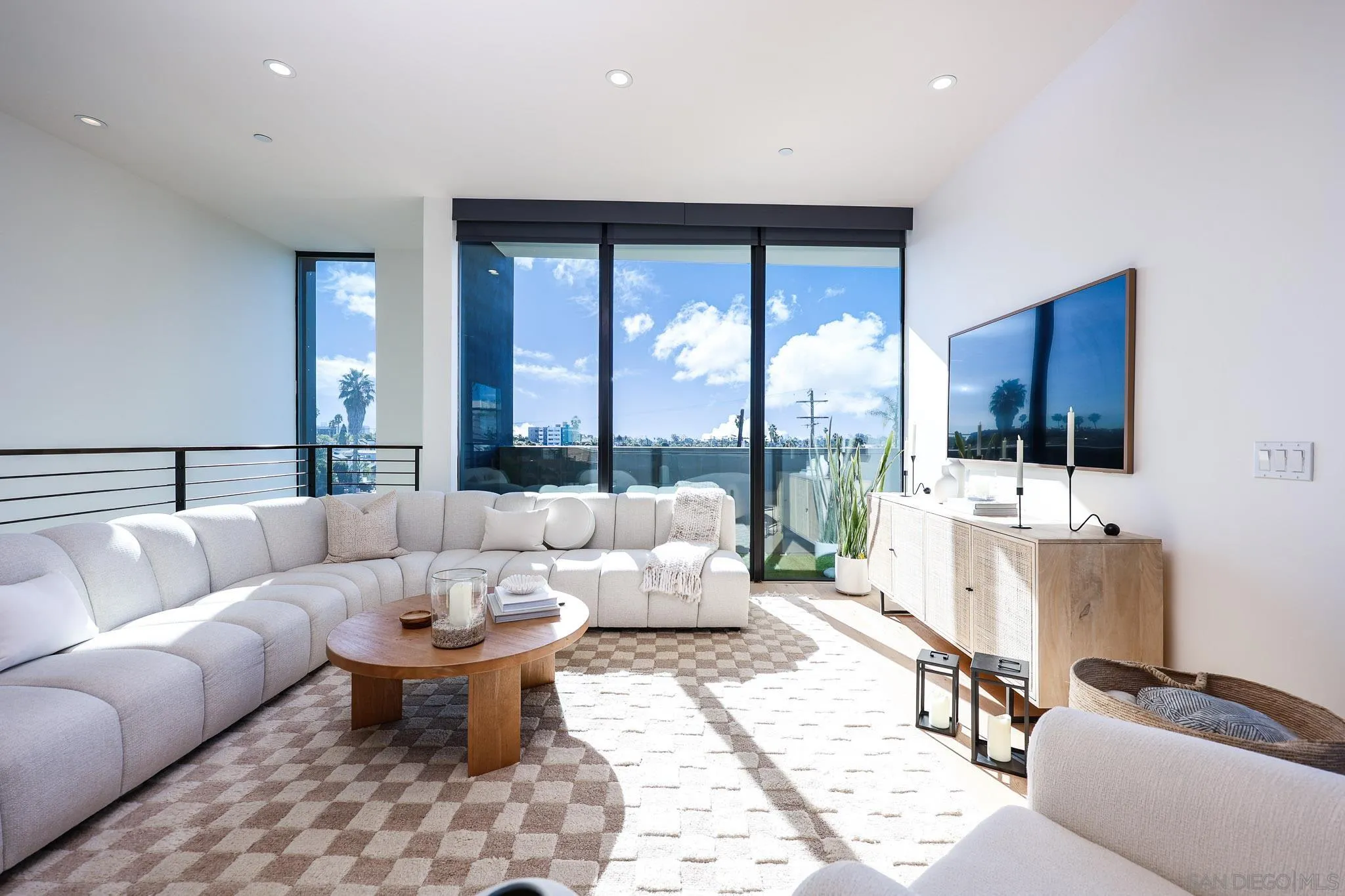 Photo #8: 2600604 Listing: Photo #8