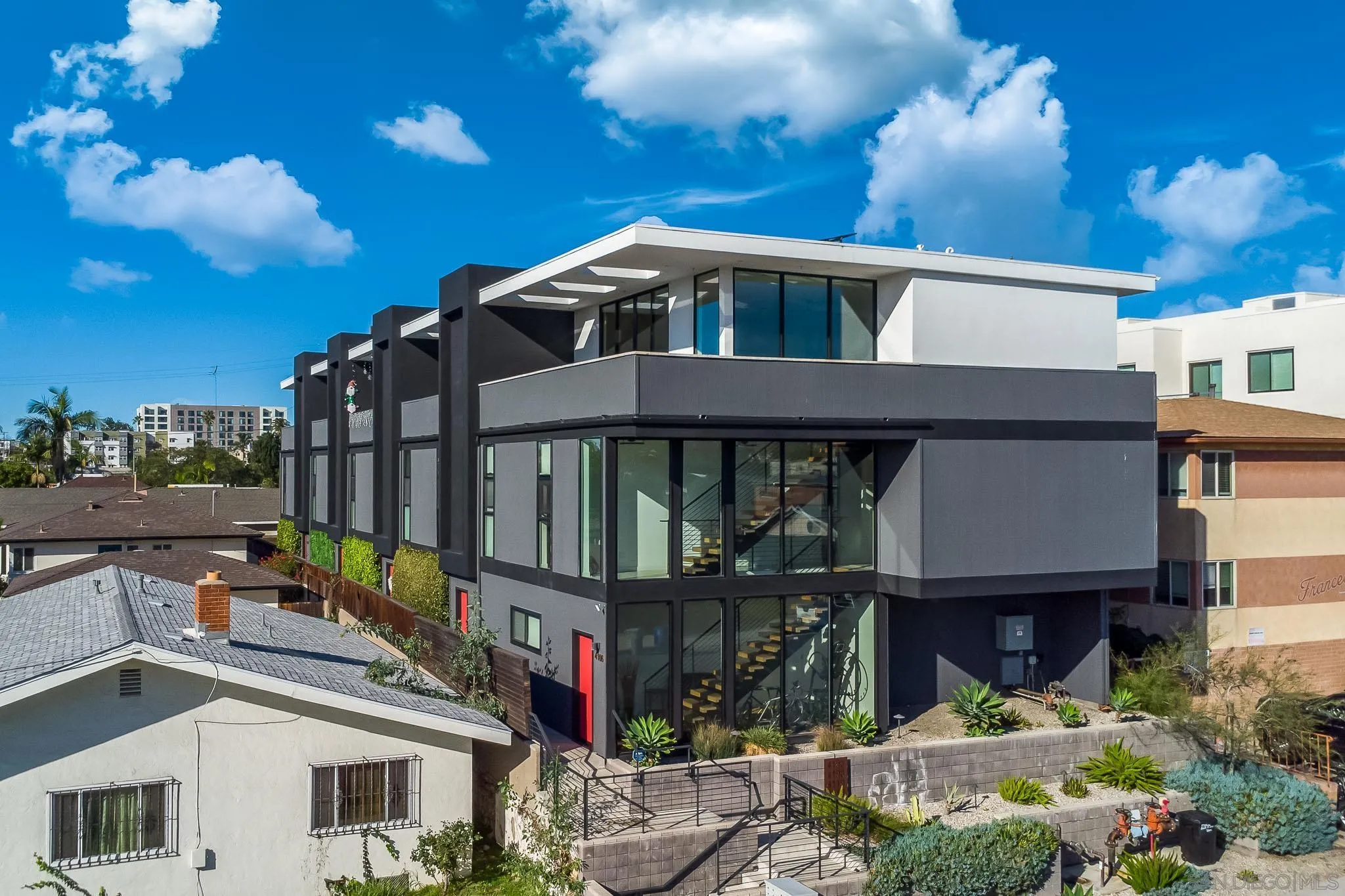 Photo #40: 2600604 Listing: Photo #40