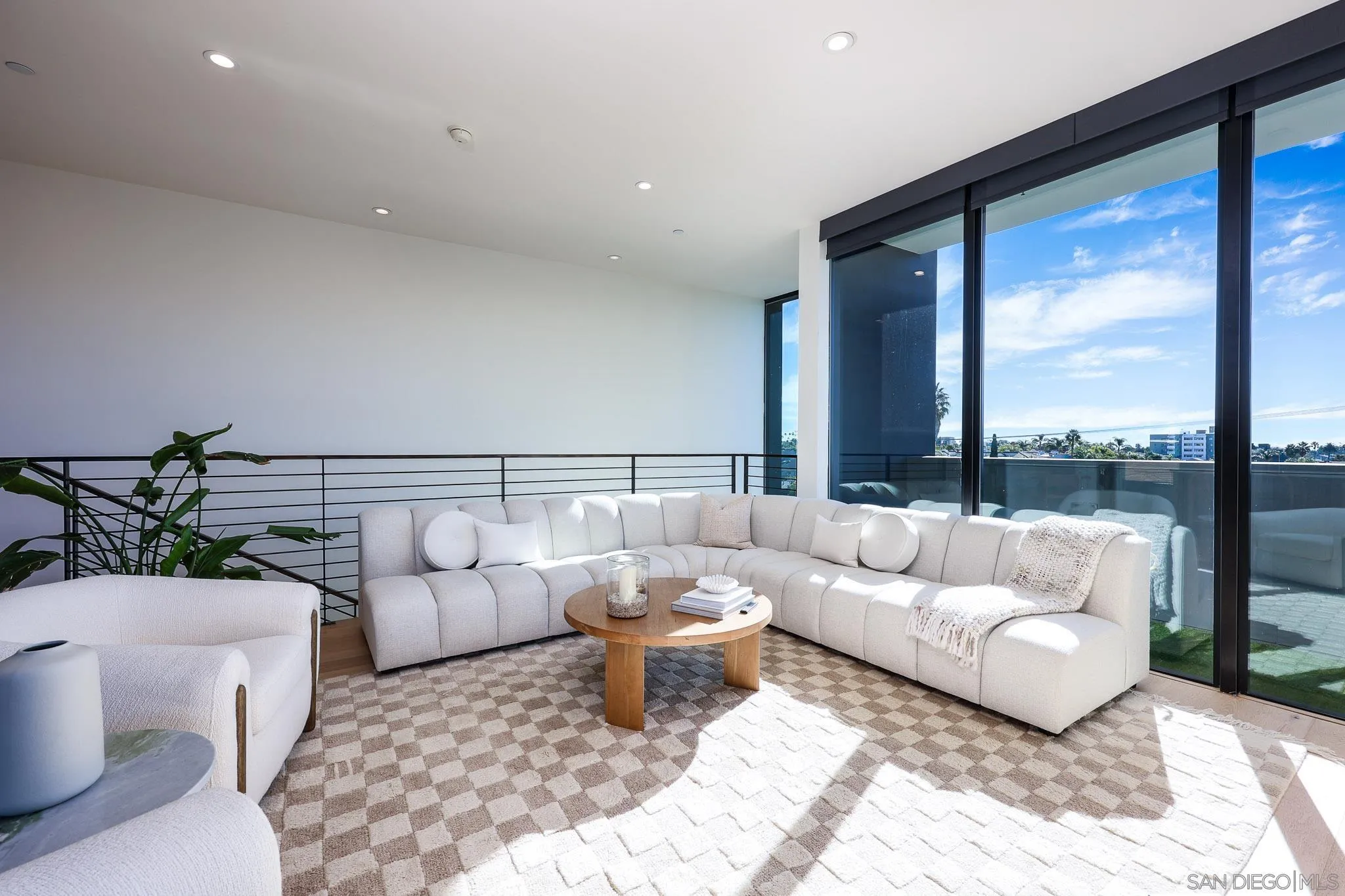 Photo #9: 2600604 Listing: Photo #9