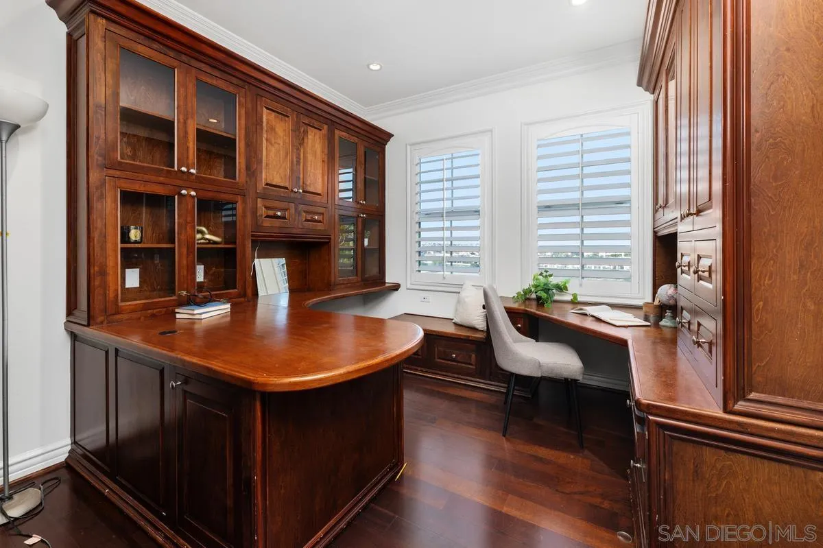 https://cdn.realtyfeed.com/cdn/127/2600605/6c874ba402196d9ab815af325d57dc96.webp