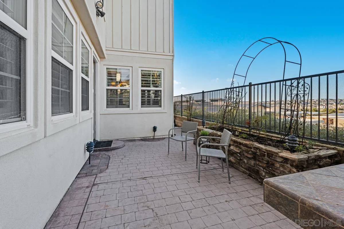 https://cdn.realtyfeed.com/cdn/127/2600605/73645390f21cb5adb0cdf3058f0a55b3.webp
