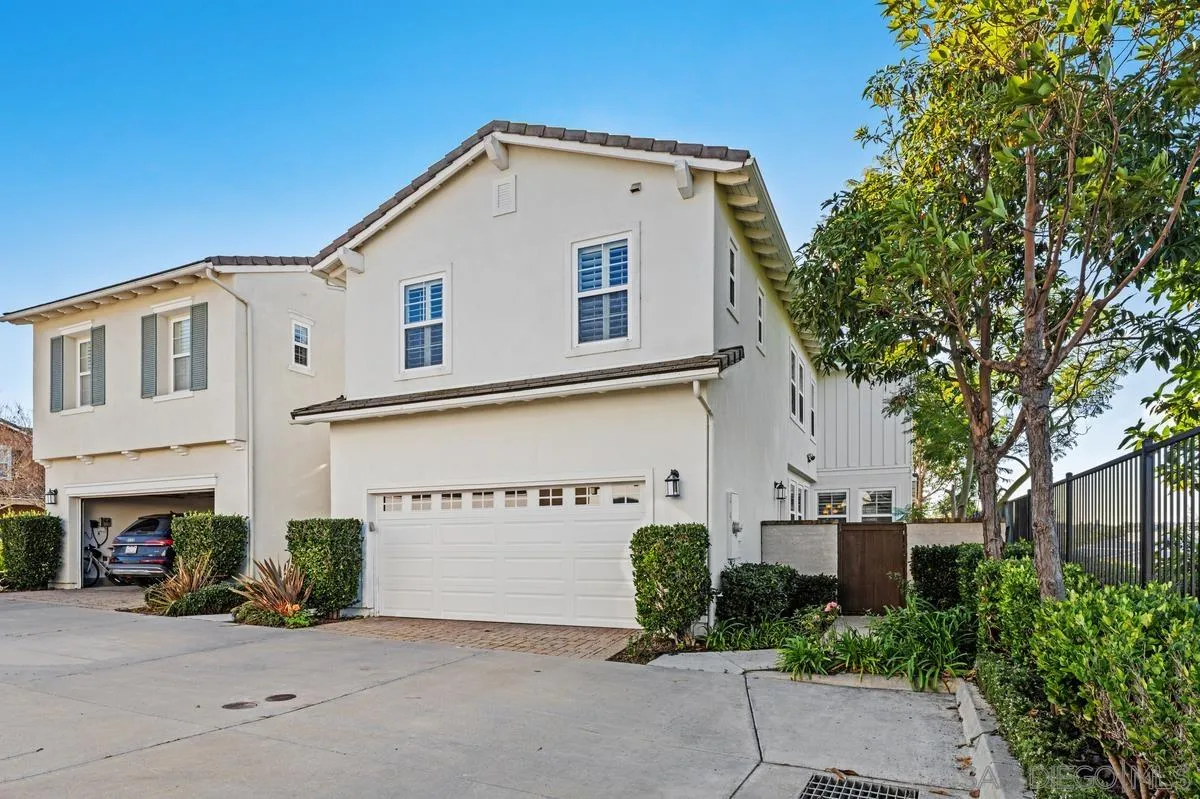 https://cdn.realtyfeed.com/cdn/127/2600605/9f7a9878b94a25d211f9592b0791848f.webp