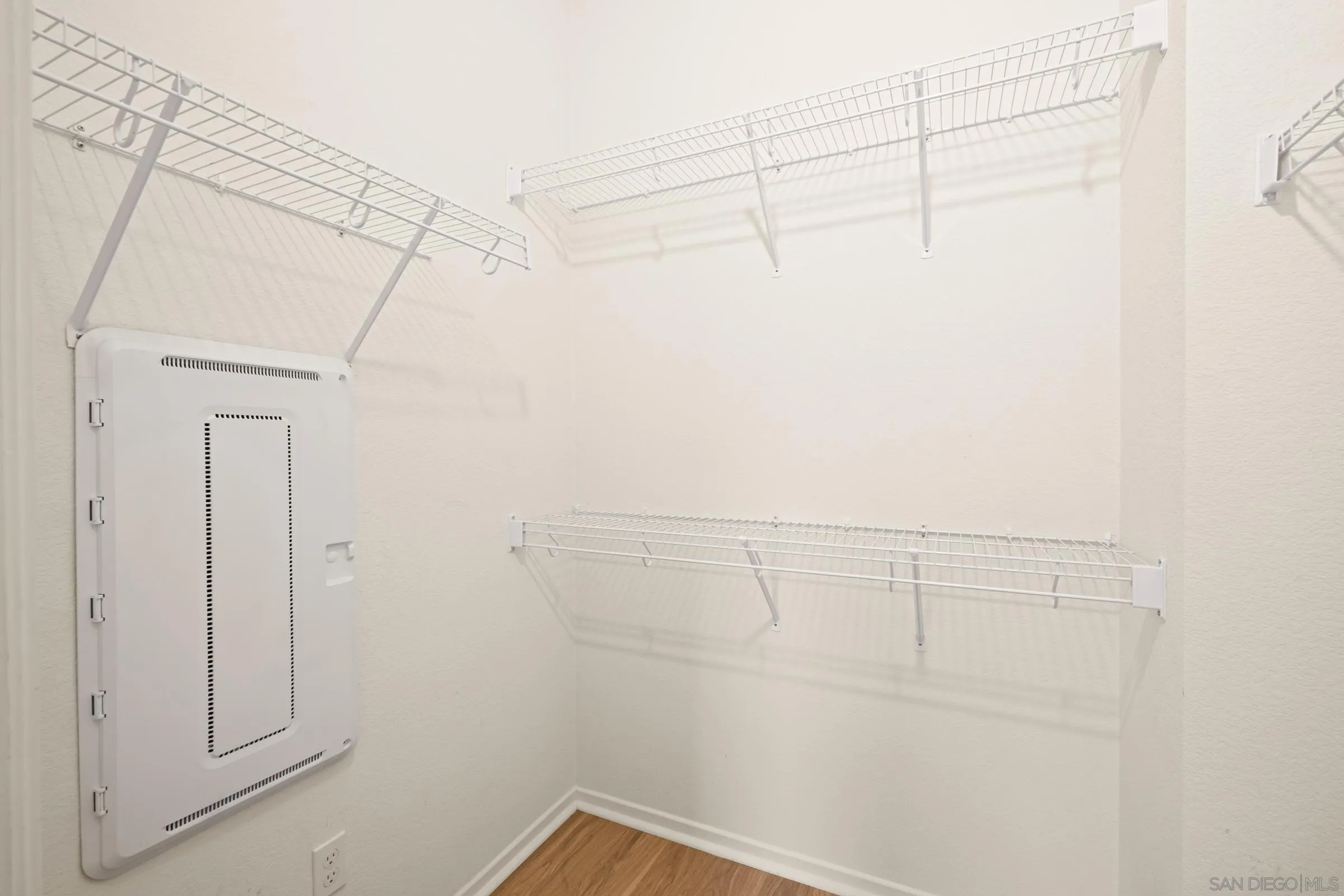 Photo #16: 2600609 Listing: Photo #16