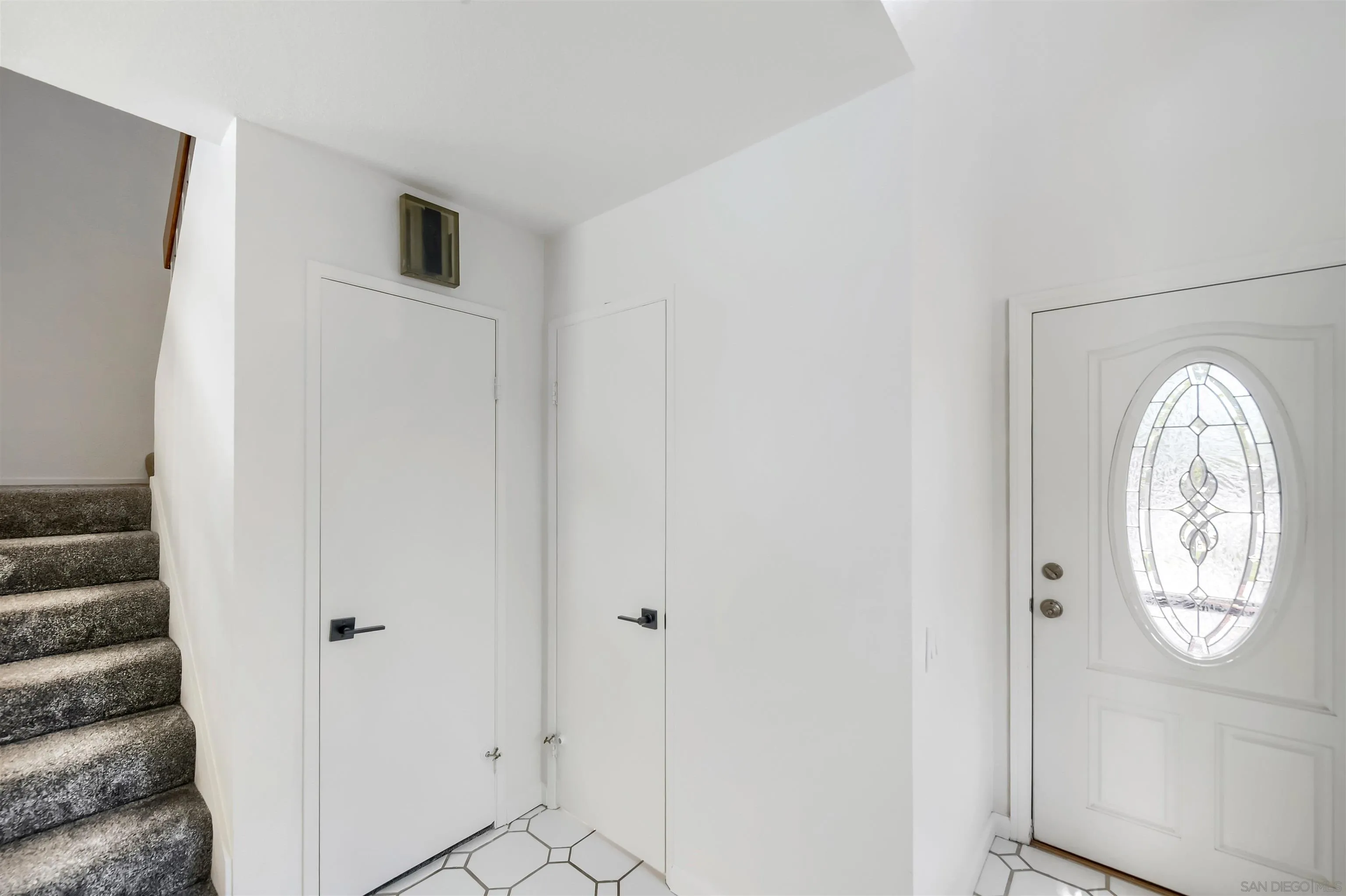 https://cdn.realtyfeed.com/cdn/127/2600614/1a0a64c5e0e4ef28e3fc3b803d25738c.webp