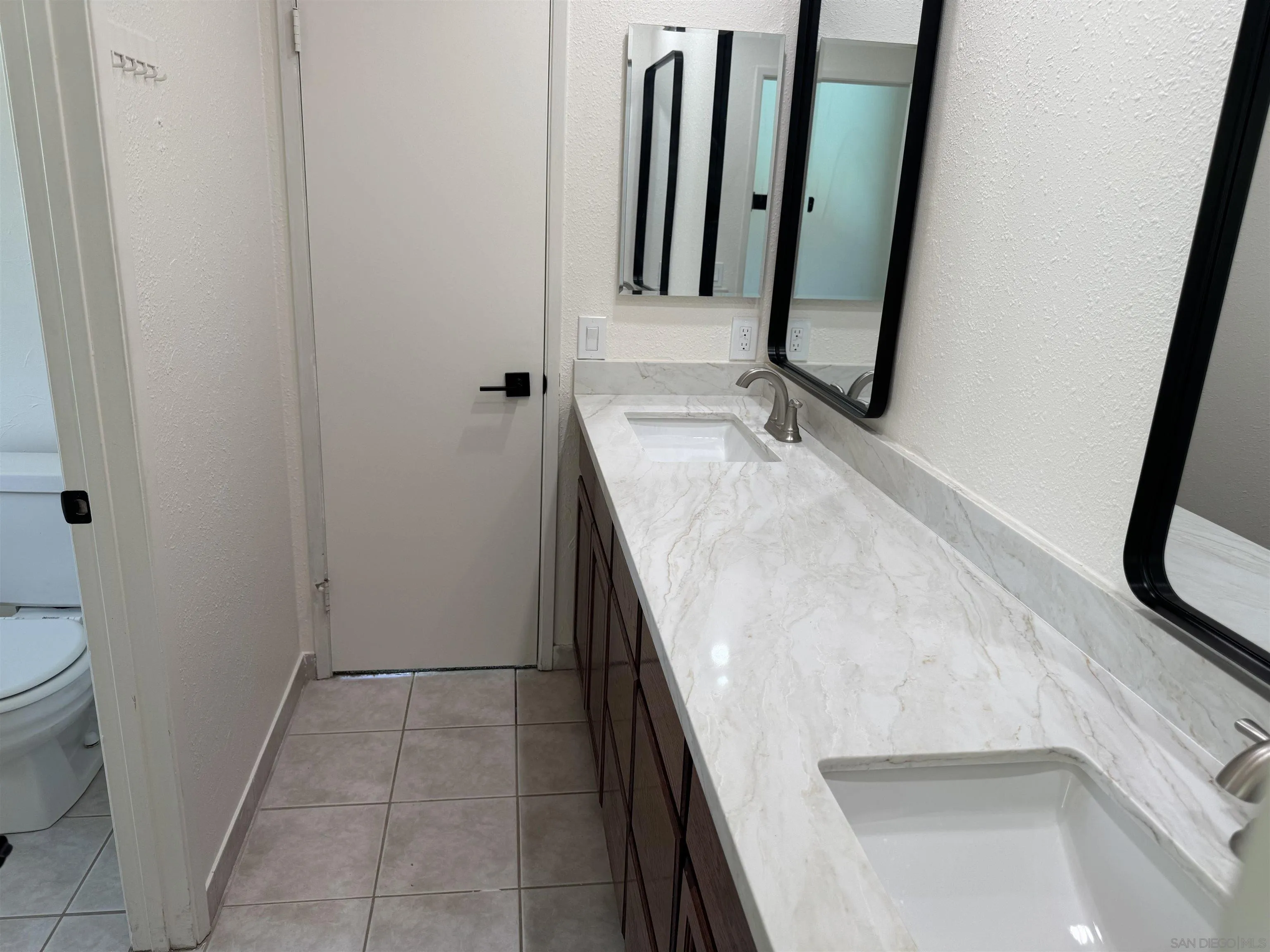 https://cdn.realtyfeed.com/cdn/127/2600614/1dfd5e2f1b204e21b6f8c3608db0cfc4.webp