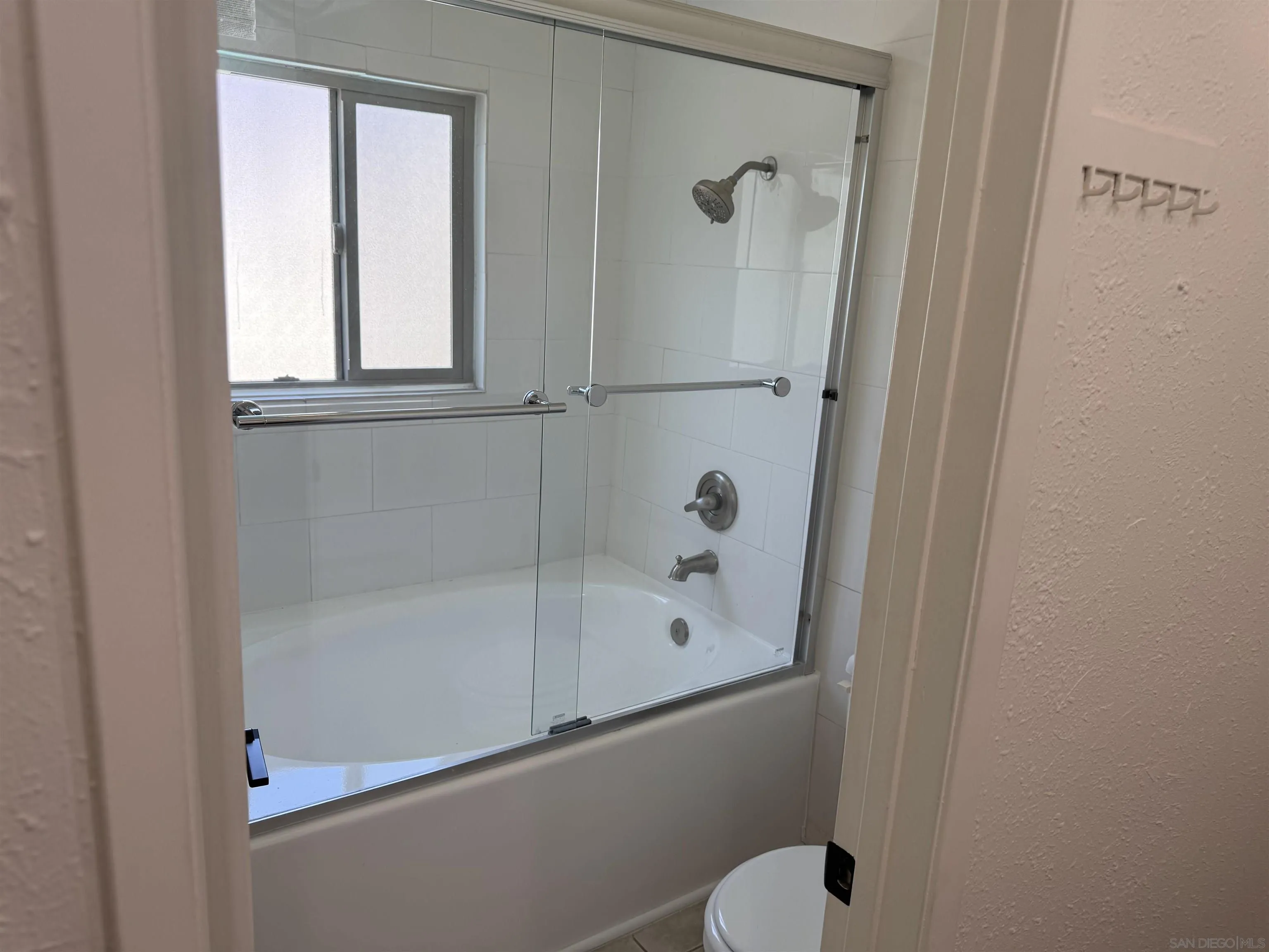 https://cdn.realtyfeed.com/cdn/127/2600614/a94c61d678331e9a5e9bc9f8186ef037.webp