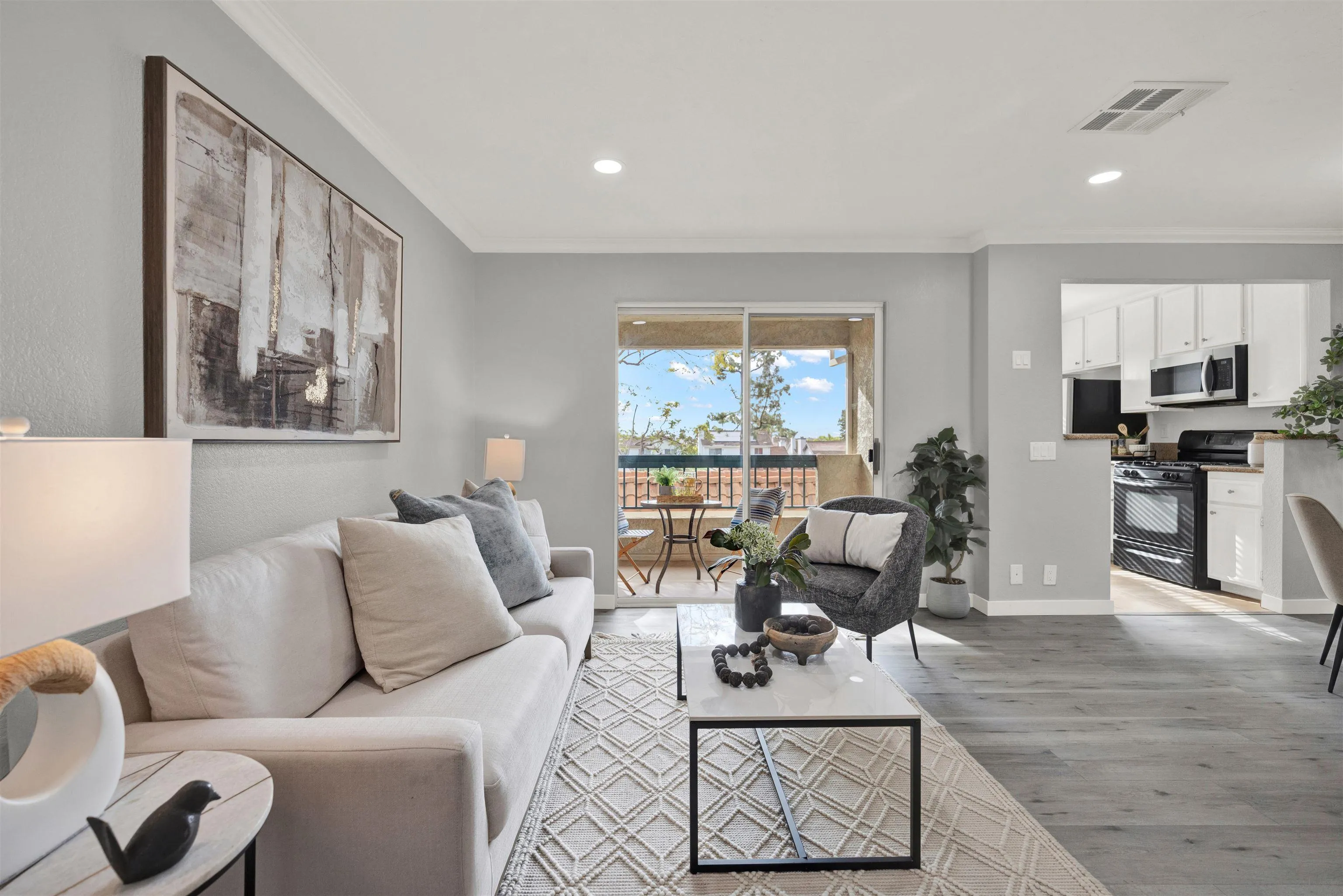 https://cdn.realtyfeed.com/cdn/127/2600618/c59a7766050718644f7d1bde524af279.webp