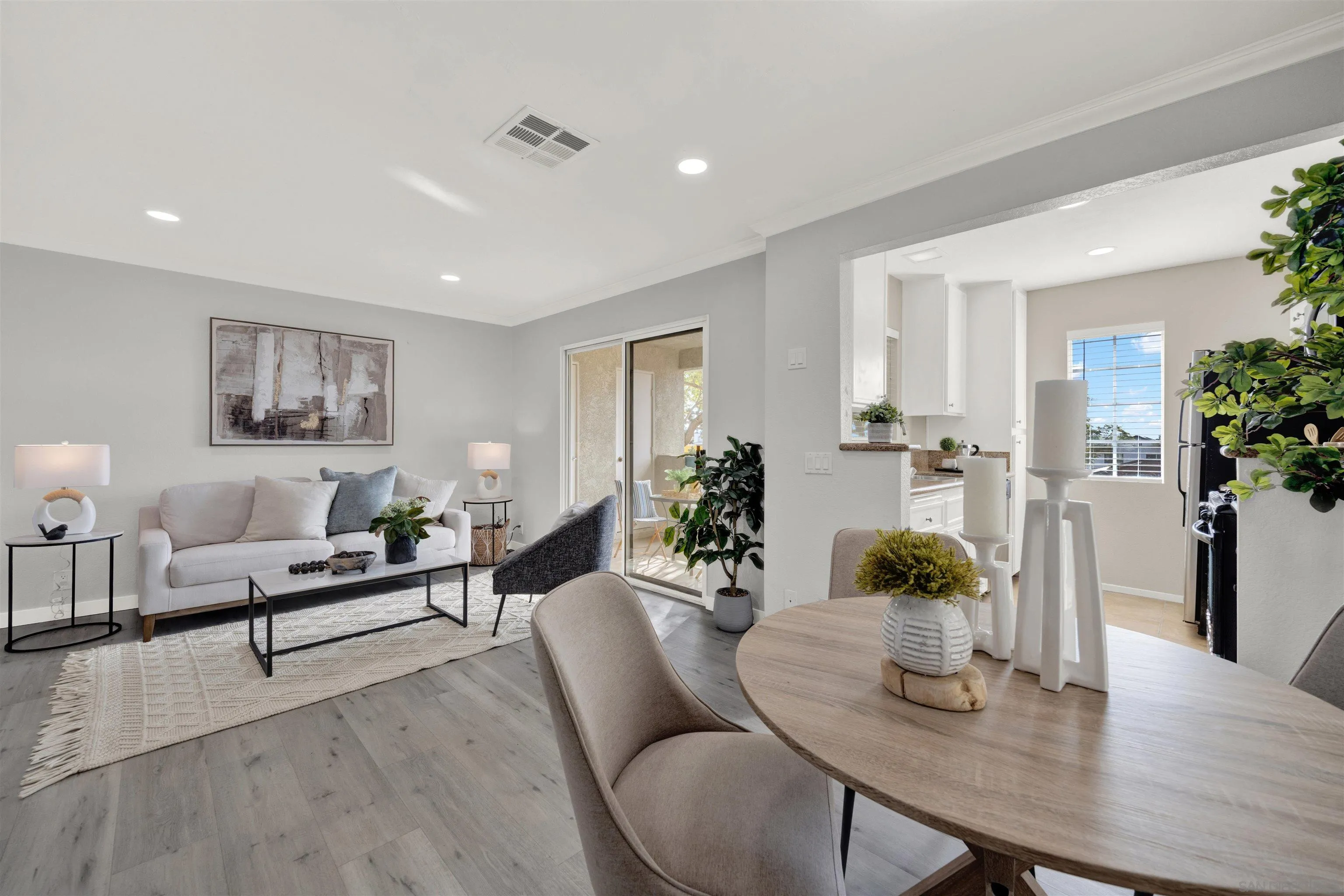 https://cdn.realtyfeed.com/cdn/127/2600618/dc3e6202f8e3f8c9b5a372d5f2a26463.webp