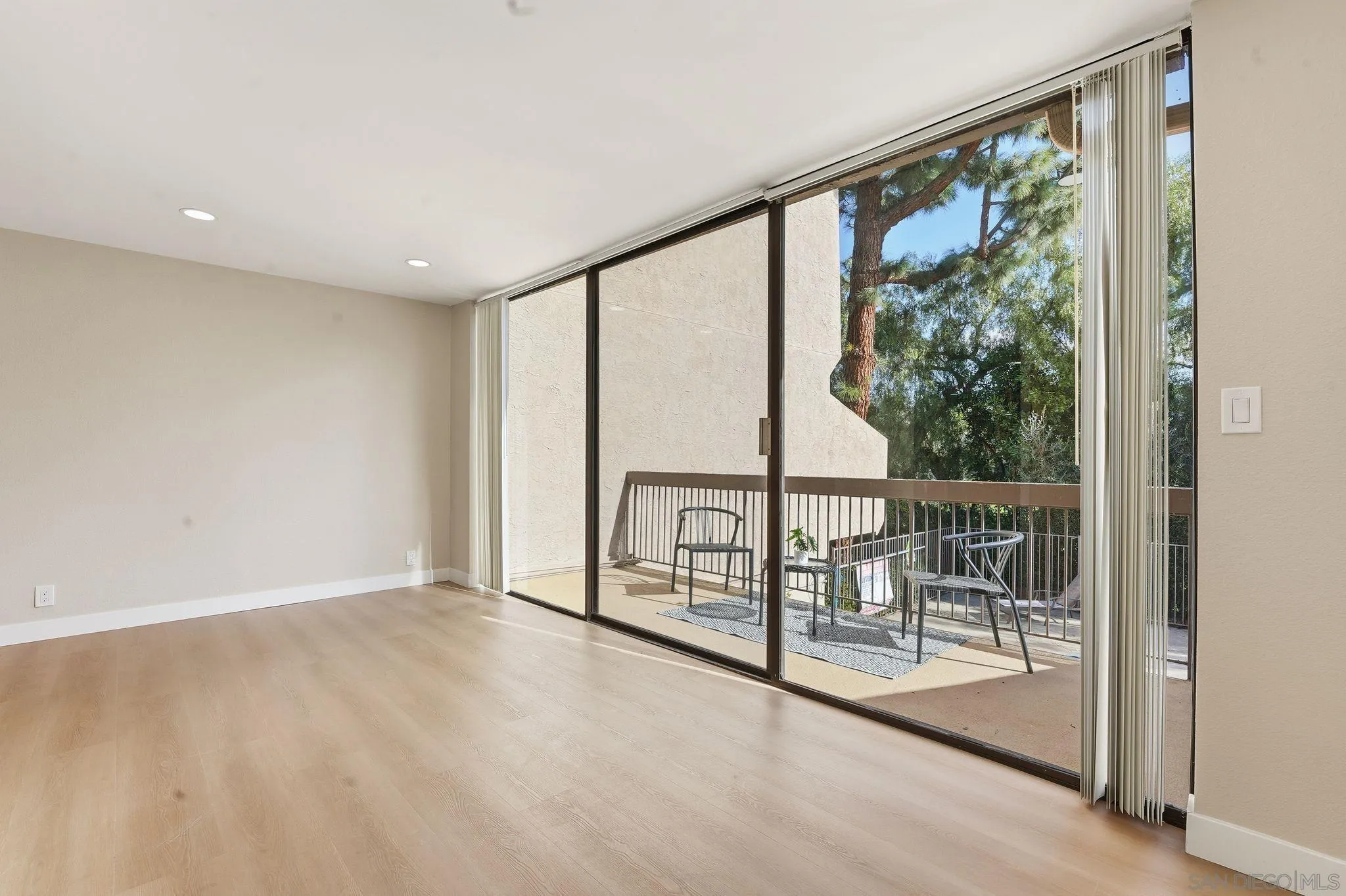 https://cdn.realtyfeed.com/cdn/127/2600619/025ff567842b85bc01c362ed1e135450.webp