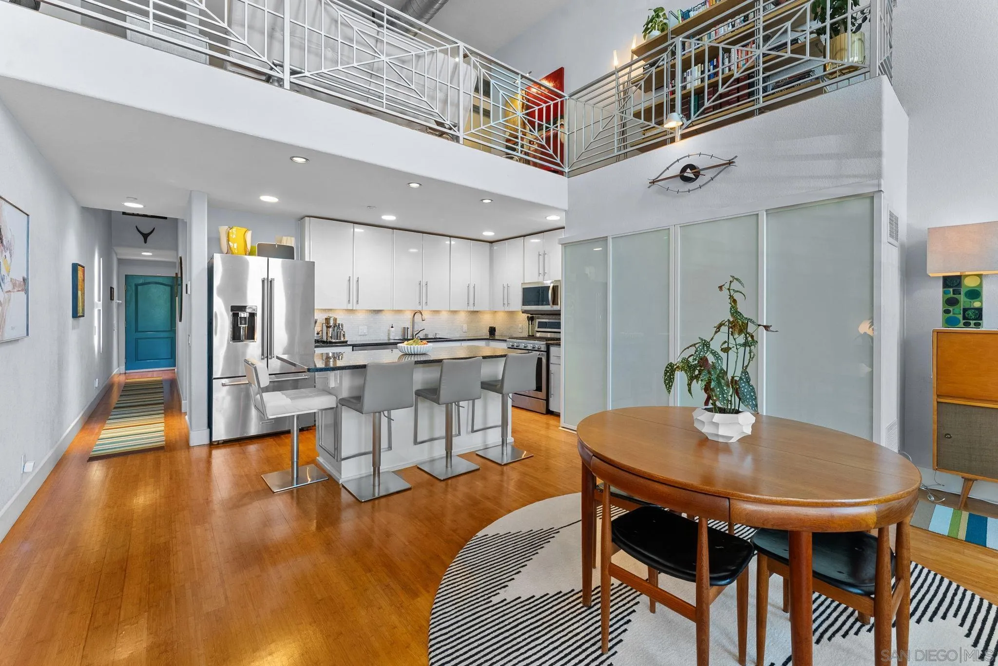 https://cdn.realtyfeed.com/cdn/127/2600620/82299a32817172eda8553d57448edbaf.webp