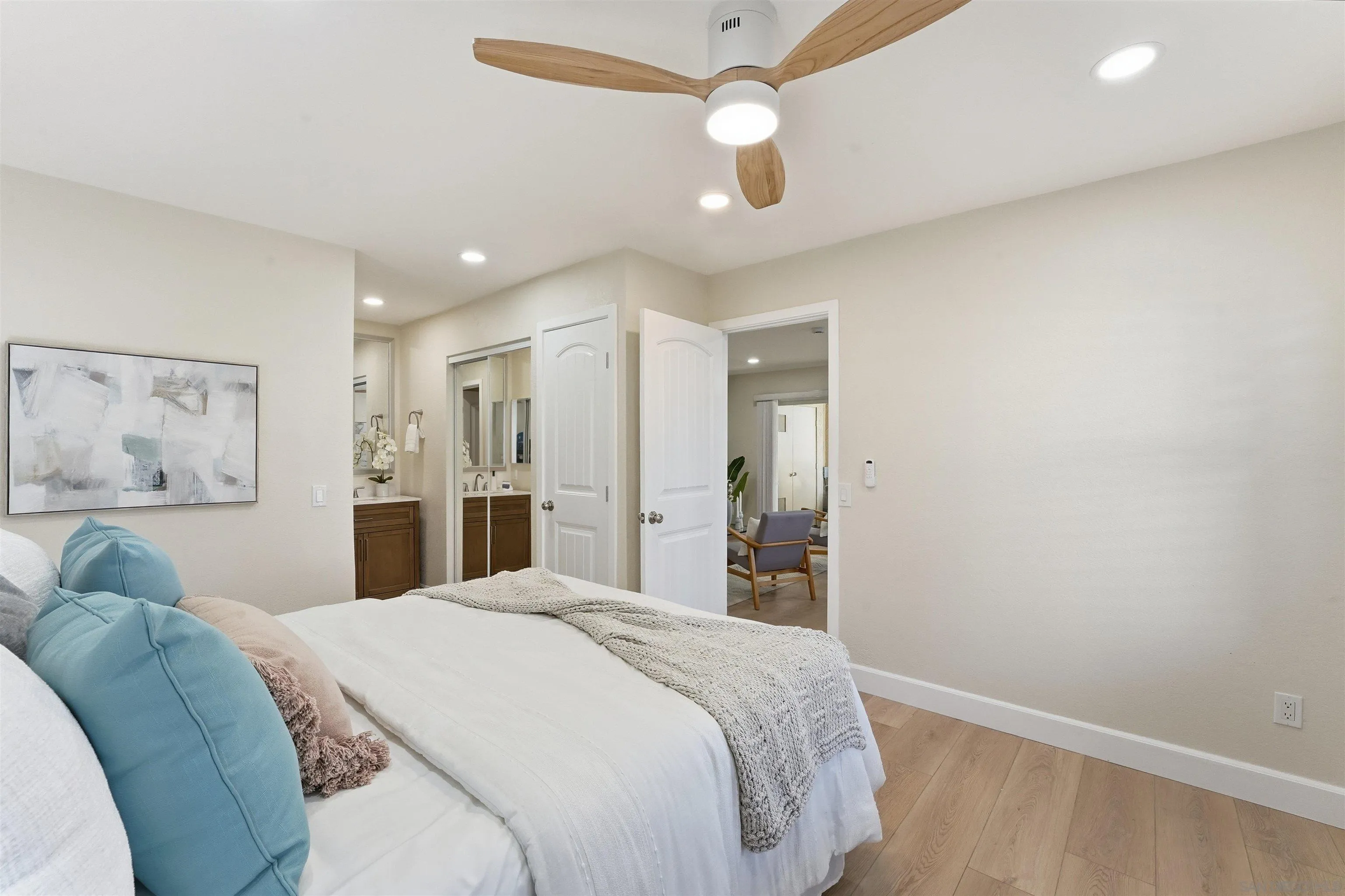 https://cdn.realtyfeed.com/cdn/127/2600624/954e8dfc5f8724fbd59af742dd78939d.webp