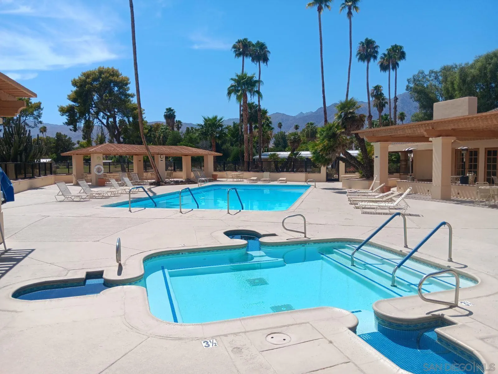 https://cdn.realtyfeed.com/cdn/127/2600628/2dd3f924a3f6a8f41043b2c1dd622581.webp