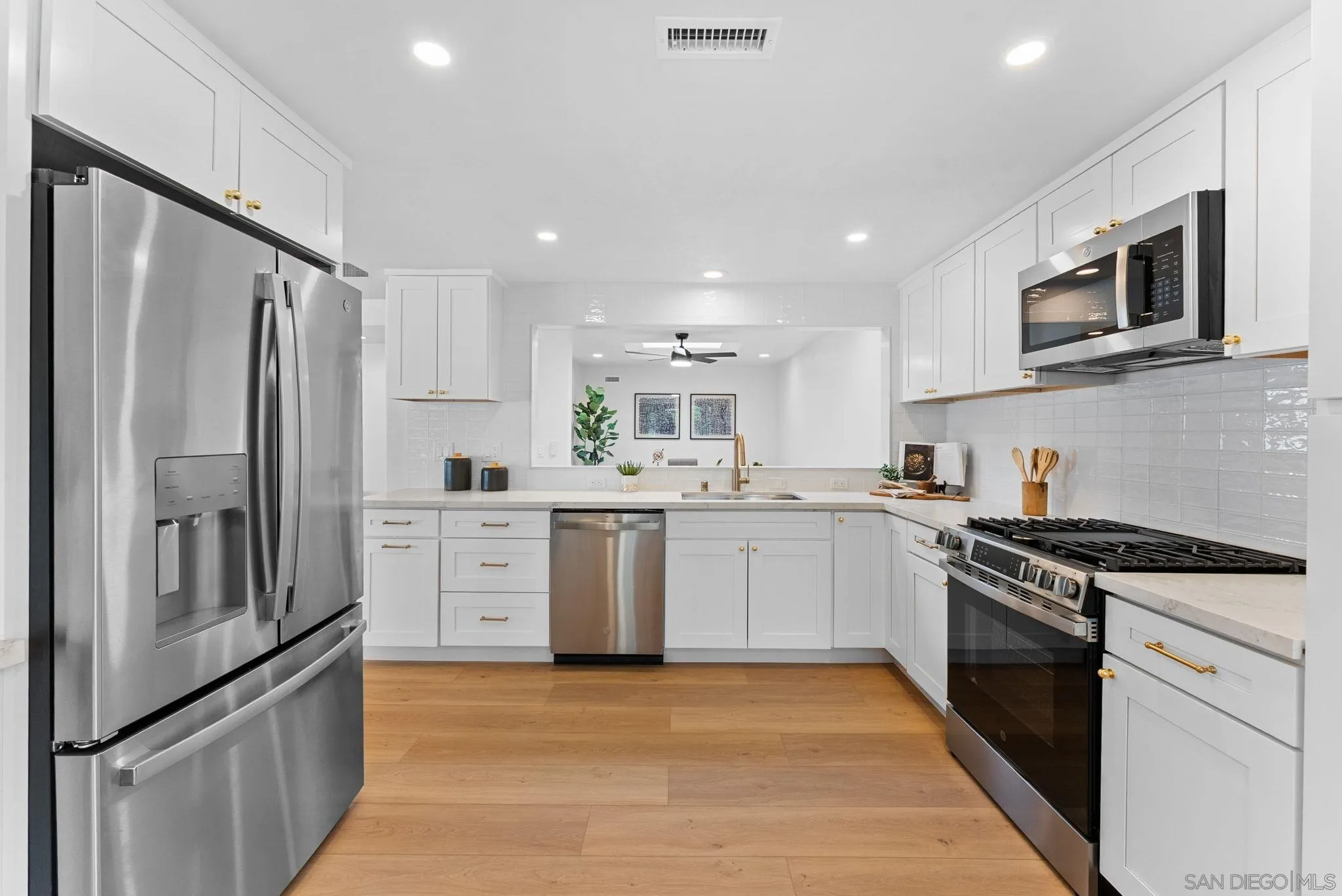 4695 Adra Way, Oceanside, CA, 92056