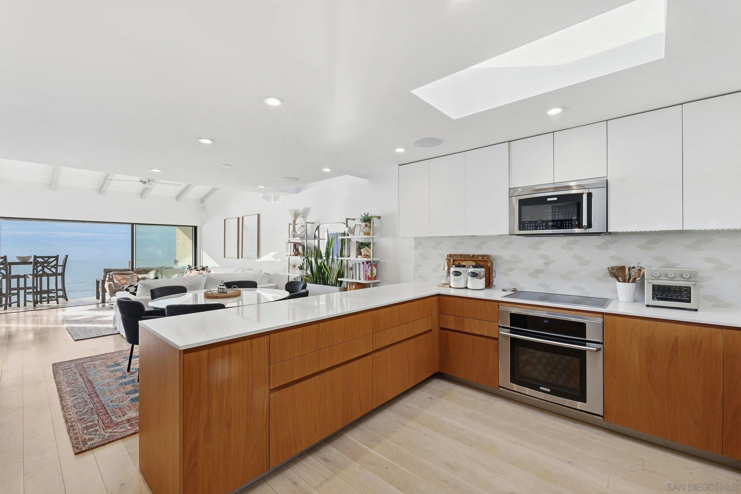 Photo #5: 2600634 Listing: Photo #5