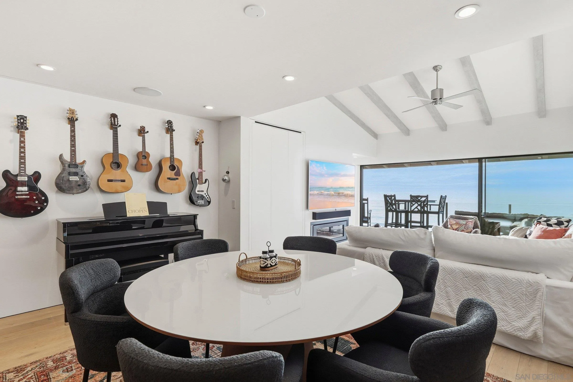 Photo #11: 2600634 Listing: Photo #11