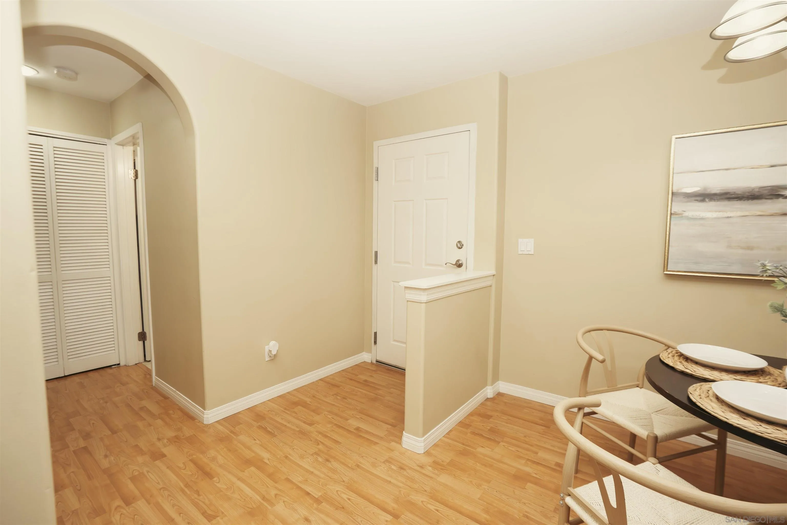 https://cdn.realtyfeed.com/cdn/127/2600641/868a5c76d64c6355810ab54c02190117.webp